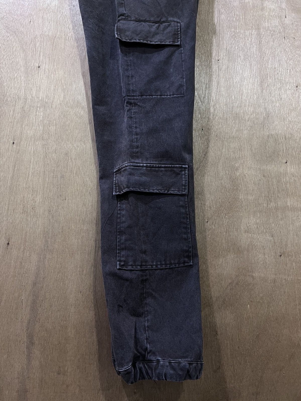 A.P.C. × Seditionaries A.P.C RUE DE FLEURUS PARIS 90s SUEDE MULTIPOCKET CARGO PANT Size US 27 - 7 Thumbnail