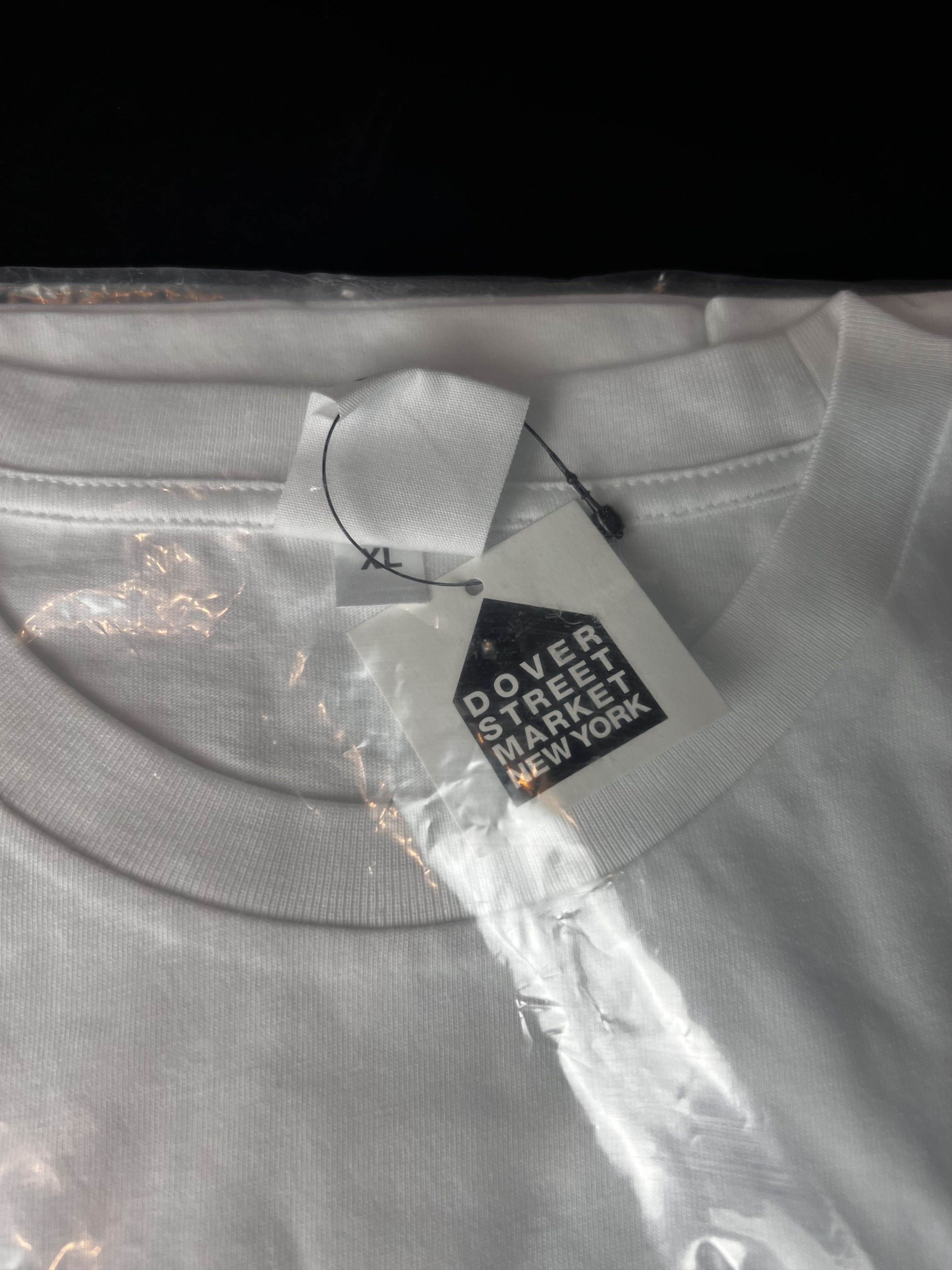 Dover Street Market × Kaws KAWS x Dover Street Market Fluro Rebellion T-Shirt Blue Size US M / EU 48-50 / 2 - 4 Thumbnail