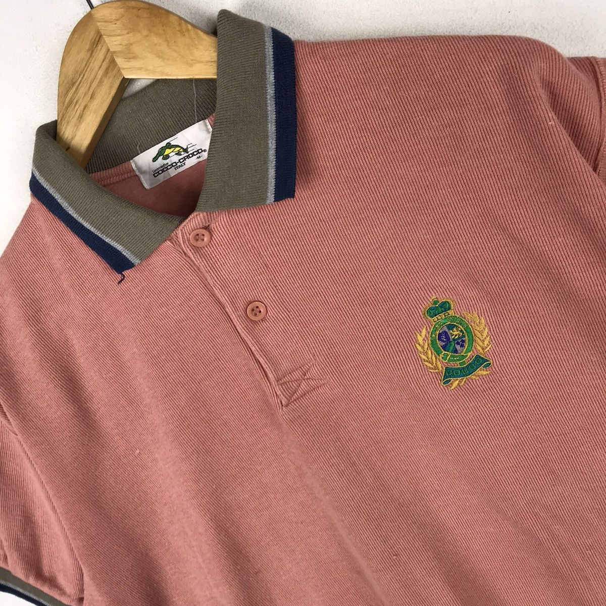 Vintage Vintage Cocco Croco Crest Logo Short Sleeve Sweatshirt Size US M / EU 48-50 / 2 - 3 Thumbnail