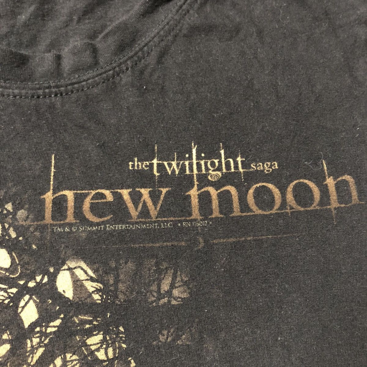 Vintage Vintage Y2K Twilight New Moon Movie T Shirt Size US S / EU 44-46 / 1 - 7 Thumbnail