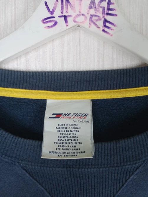 Tommy Hilfiger × Vintage Vintage Tommy Hilfiger Embroidery Logo Sweatshirt Size US XXL / EU 58 / 5 - 7 Thumbnail
