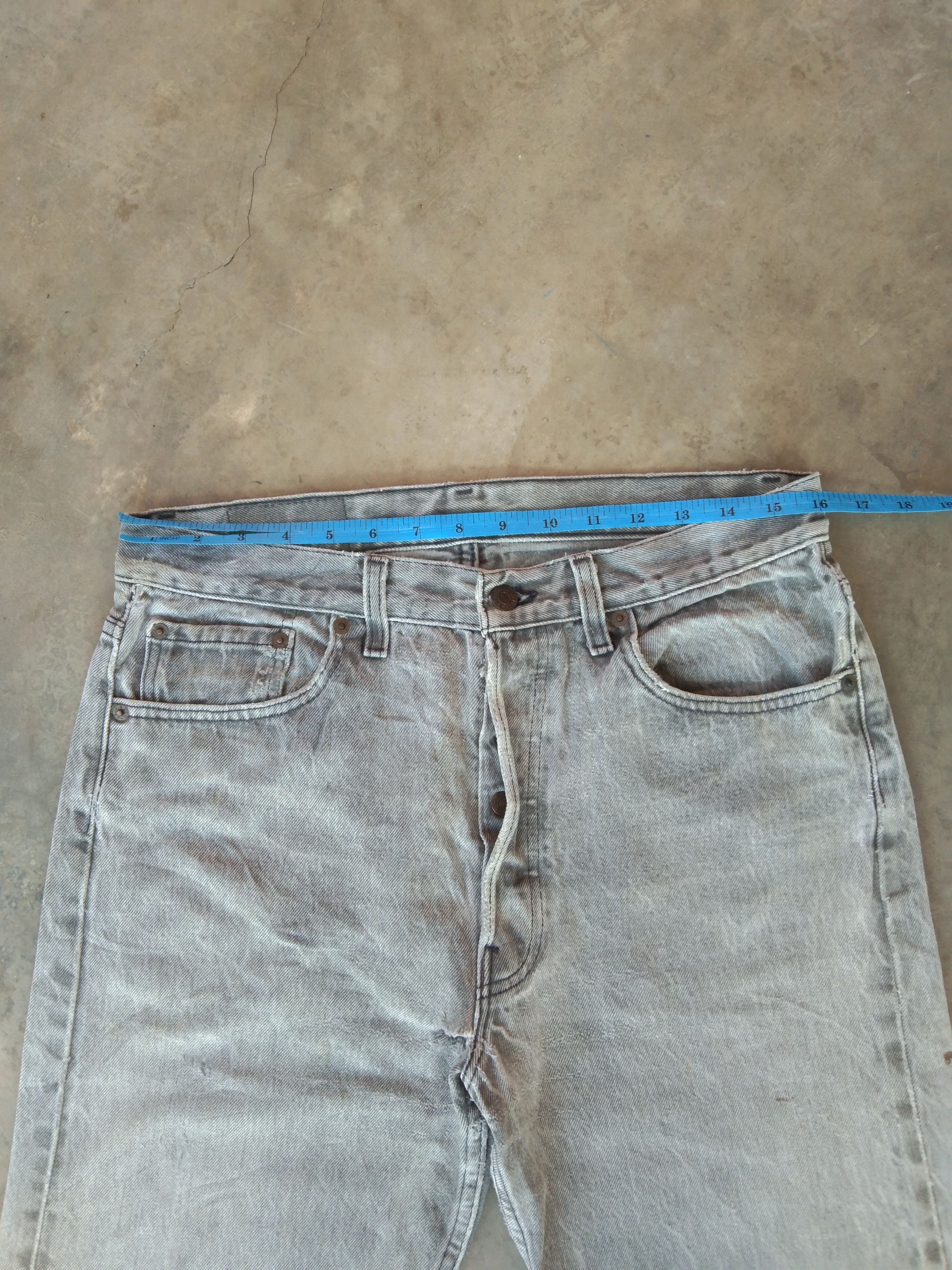 Levi's 90s Vintage Levi's 501 Made In USA Distressed Jeans 32x31 Size US 32 / EU 48 - 9 Thumbnail