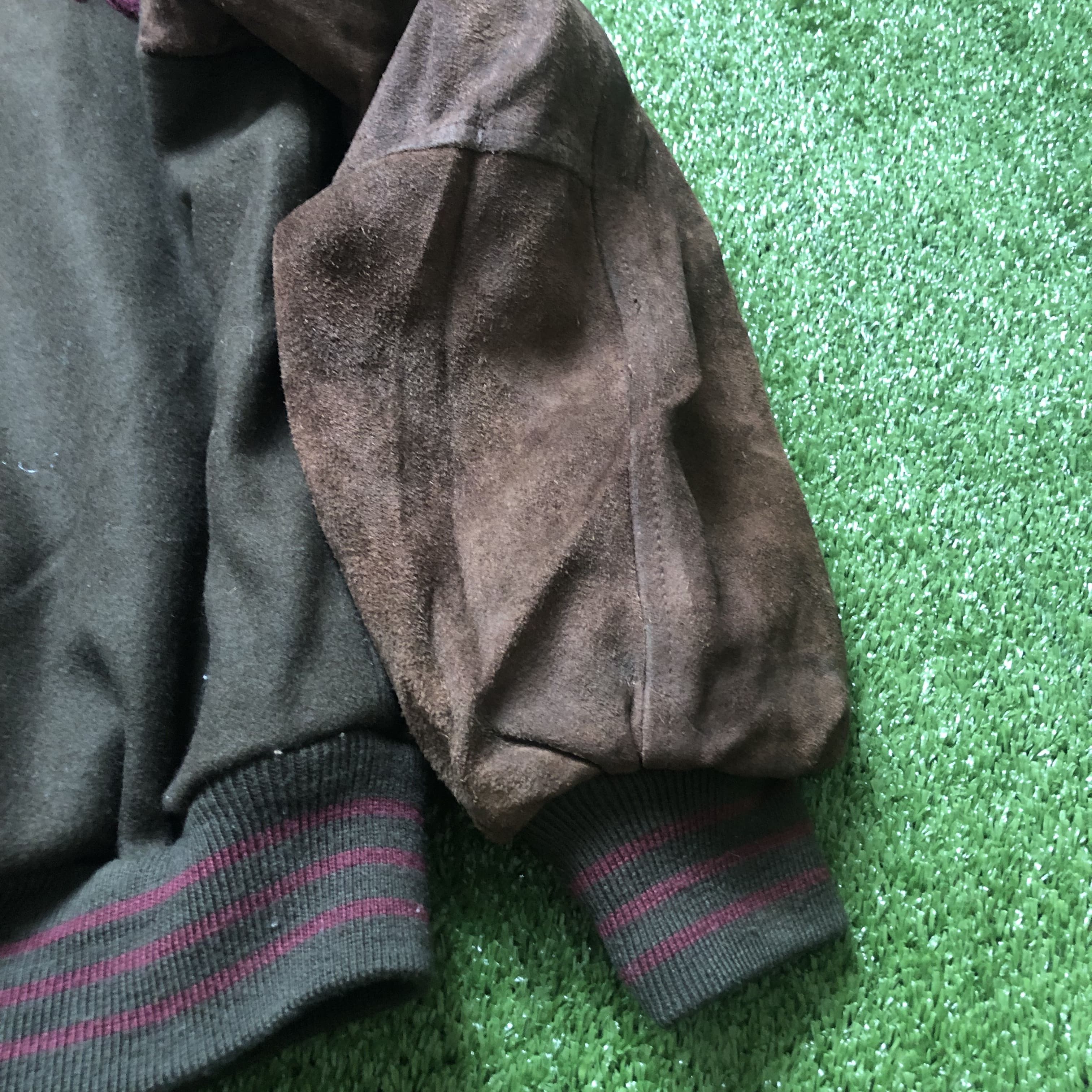 Vintage Vintage Uni Shop Suede Leather Sleeve Letterman Jacket Size US L / EU 52-54 / 3 - 7 Thumbnail