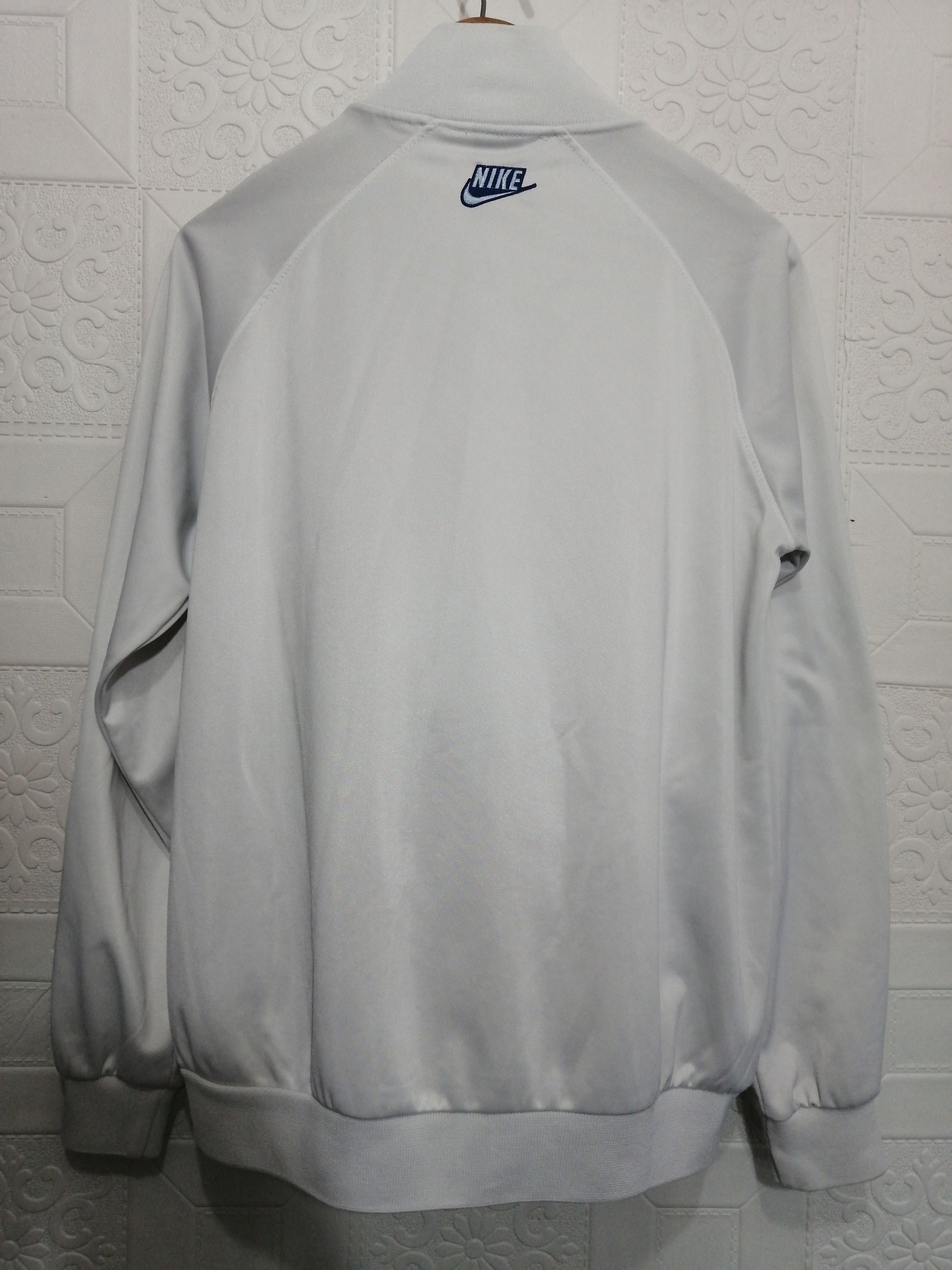 Nike Vintage Y2K Nike Track Zipper Jacket Size US L / EU 52-54 / 3 - 6 Thumbnail