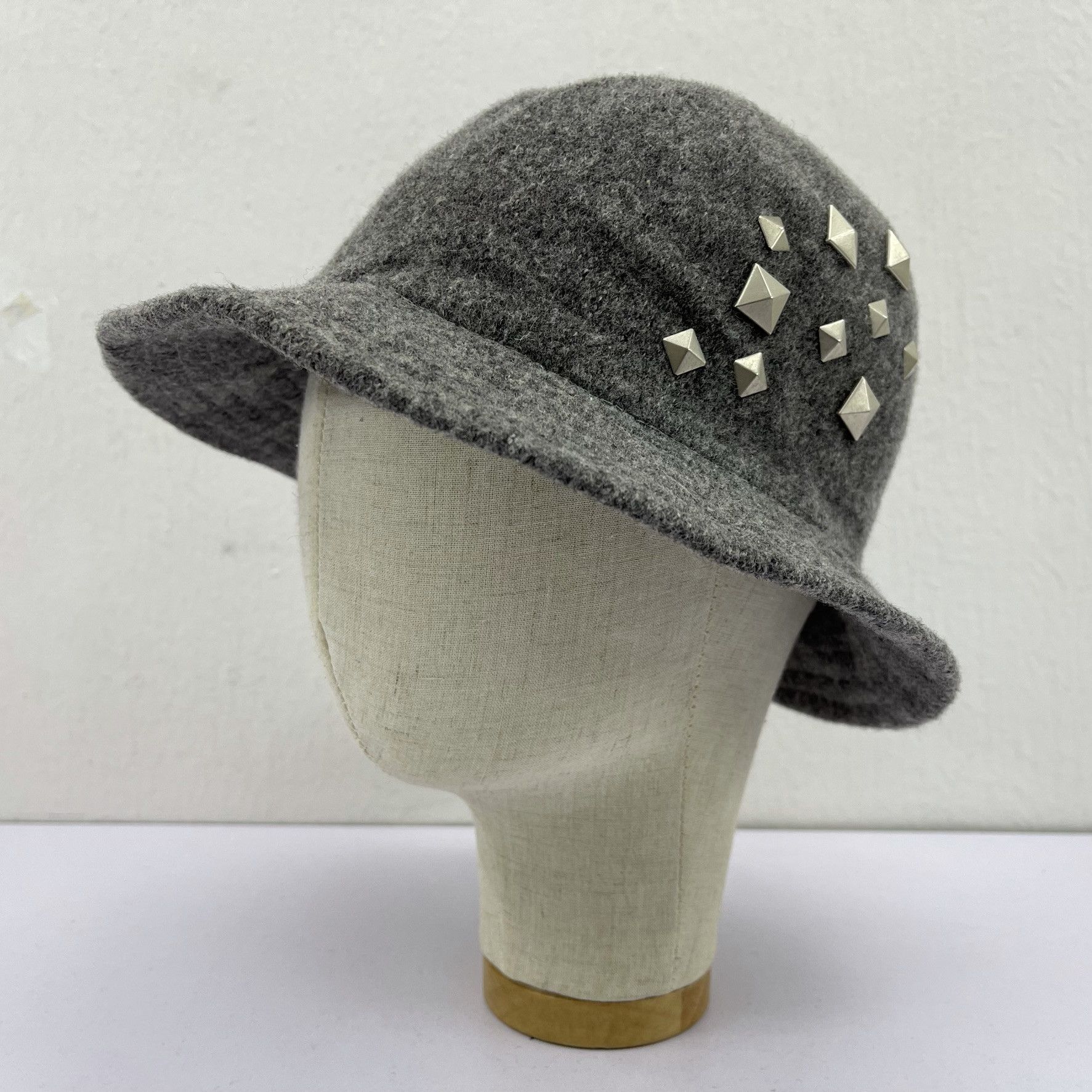Japanese Brand Milsa Spike Design Bucket Hats-BH3142 Size ONE SIZE - 2 Thumbnail
