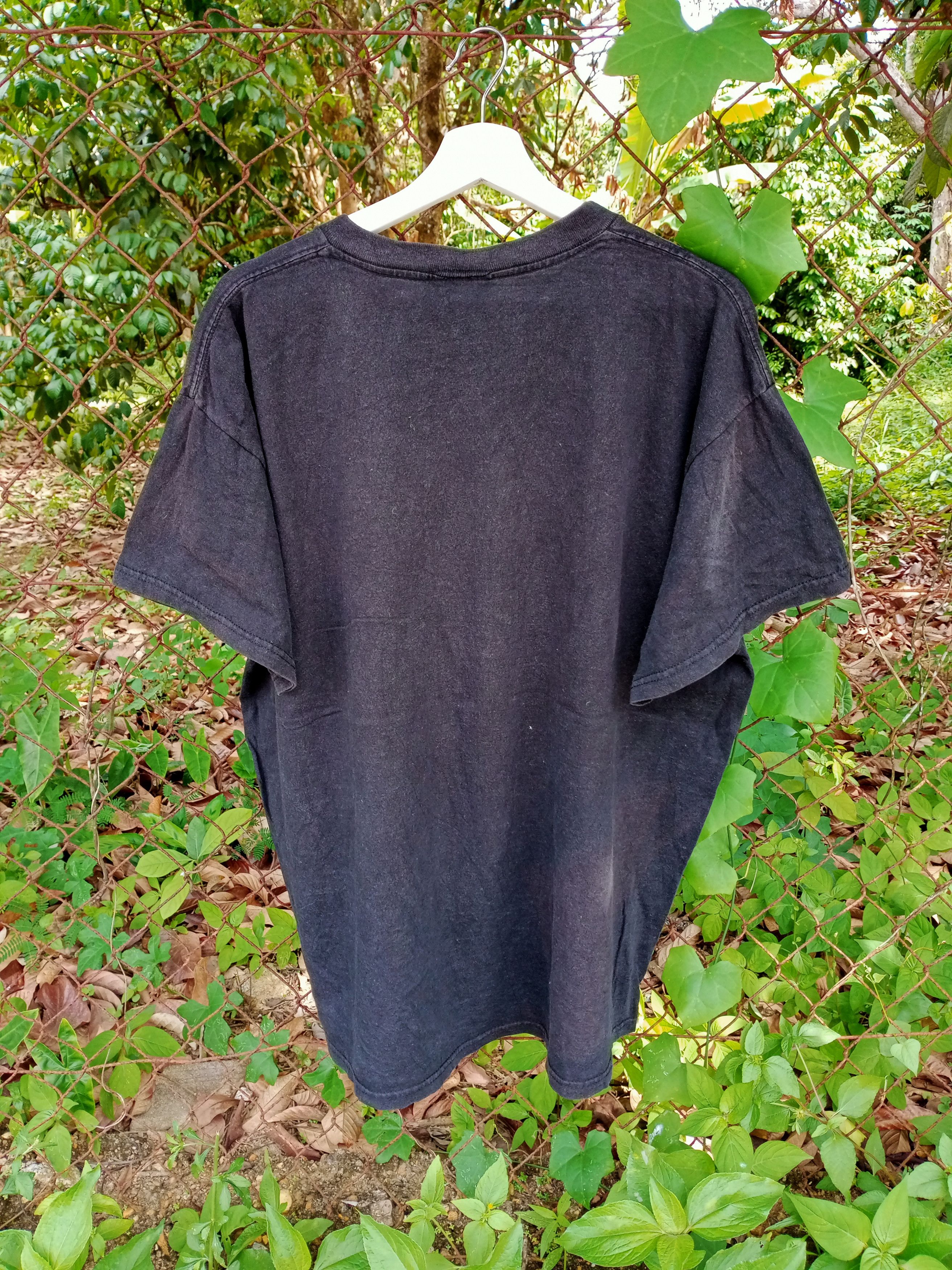 NFL Rare Vintage 90s Oakland Raiders Big logo Distressed Tee Size US XL / EU 56 / 4 - 5 Thumbnail