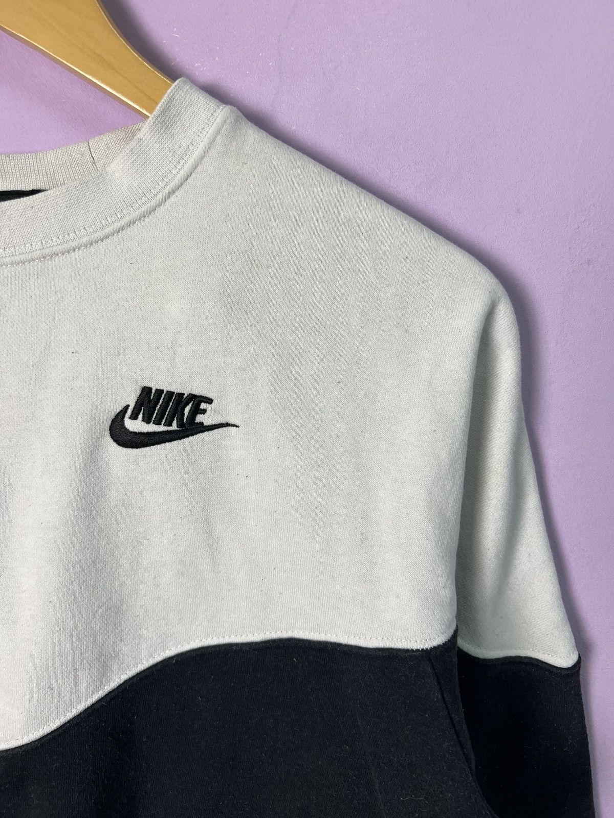 Nike 🔥Nike V Pattern Cropped Sweatshirts Size M / US 6-8 / IT 42-44 - 9 Thumbnail