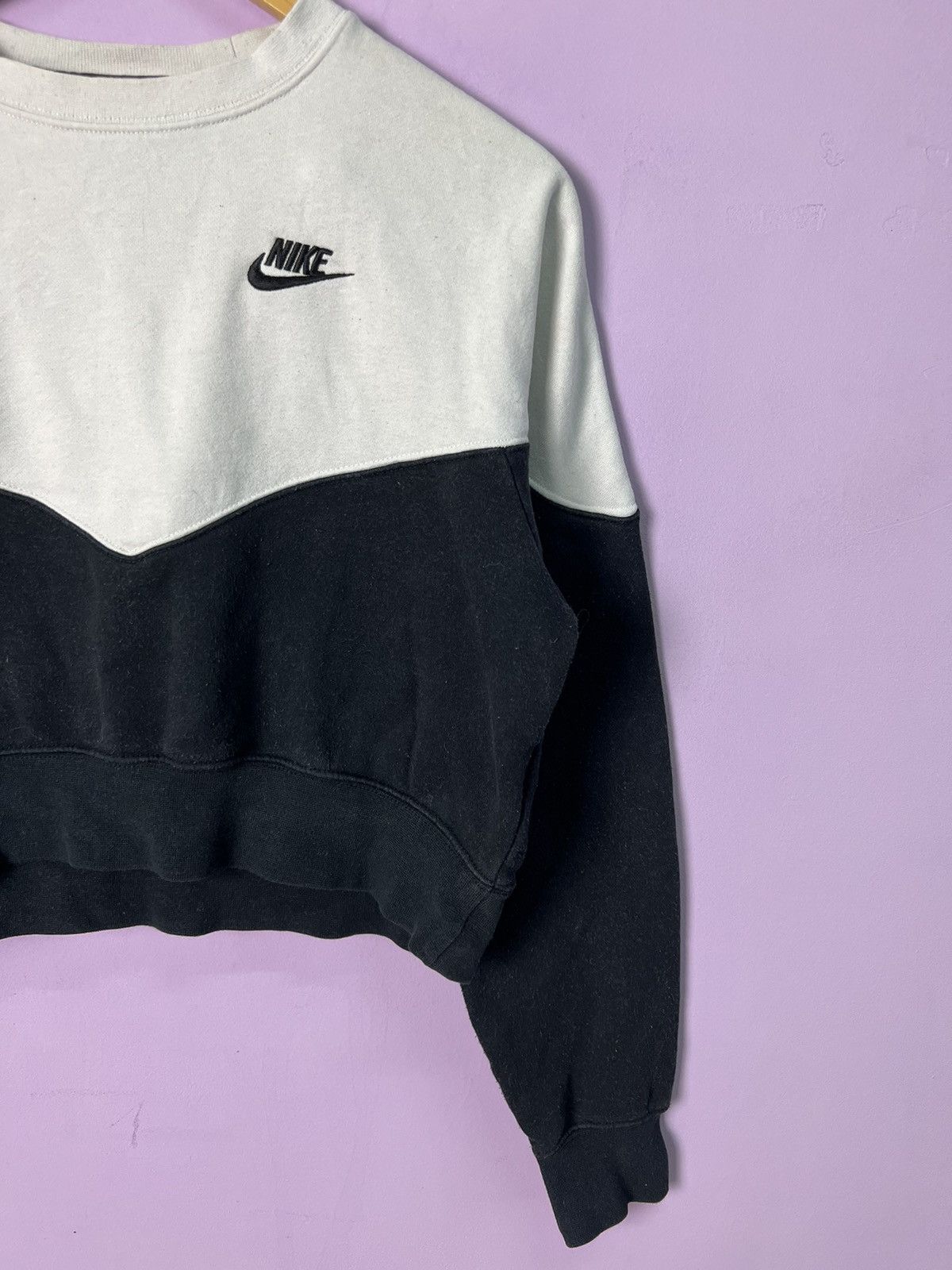 Nike 🔥Nike V Pattern Cropped Sweatshirts Size M / US 6-8 / IT 42-44 - 8 Thumbnail