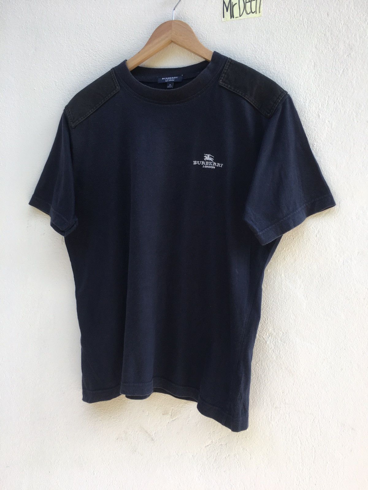 Burberry Vintage Burberry London T Shirt Size US M / EU 48-50 / 2 - 4 Thumbnail