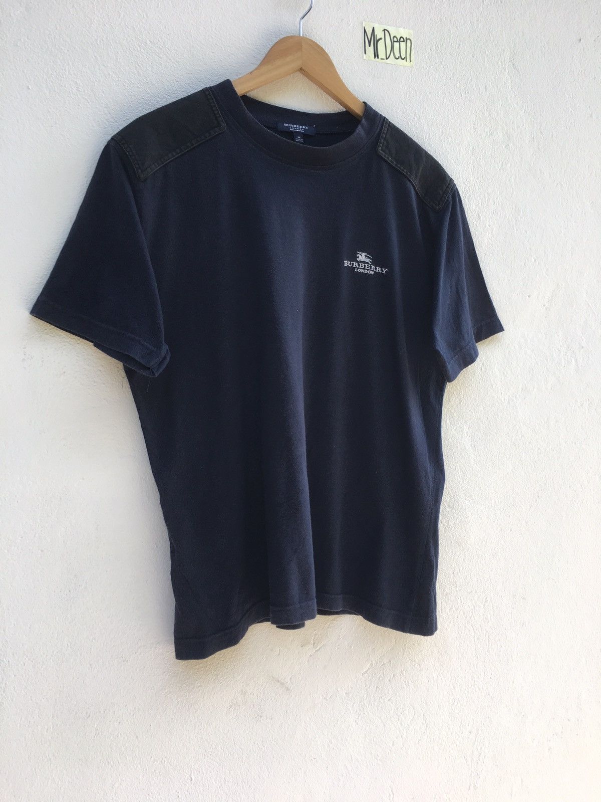 Burberry Vintage Burberry London T Shirt Size US M / EU 48-50 / 2 - 3 Thumbnail