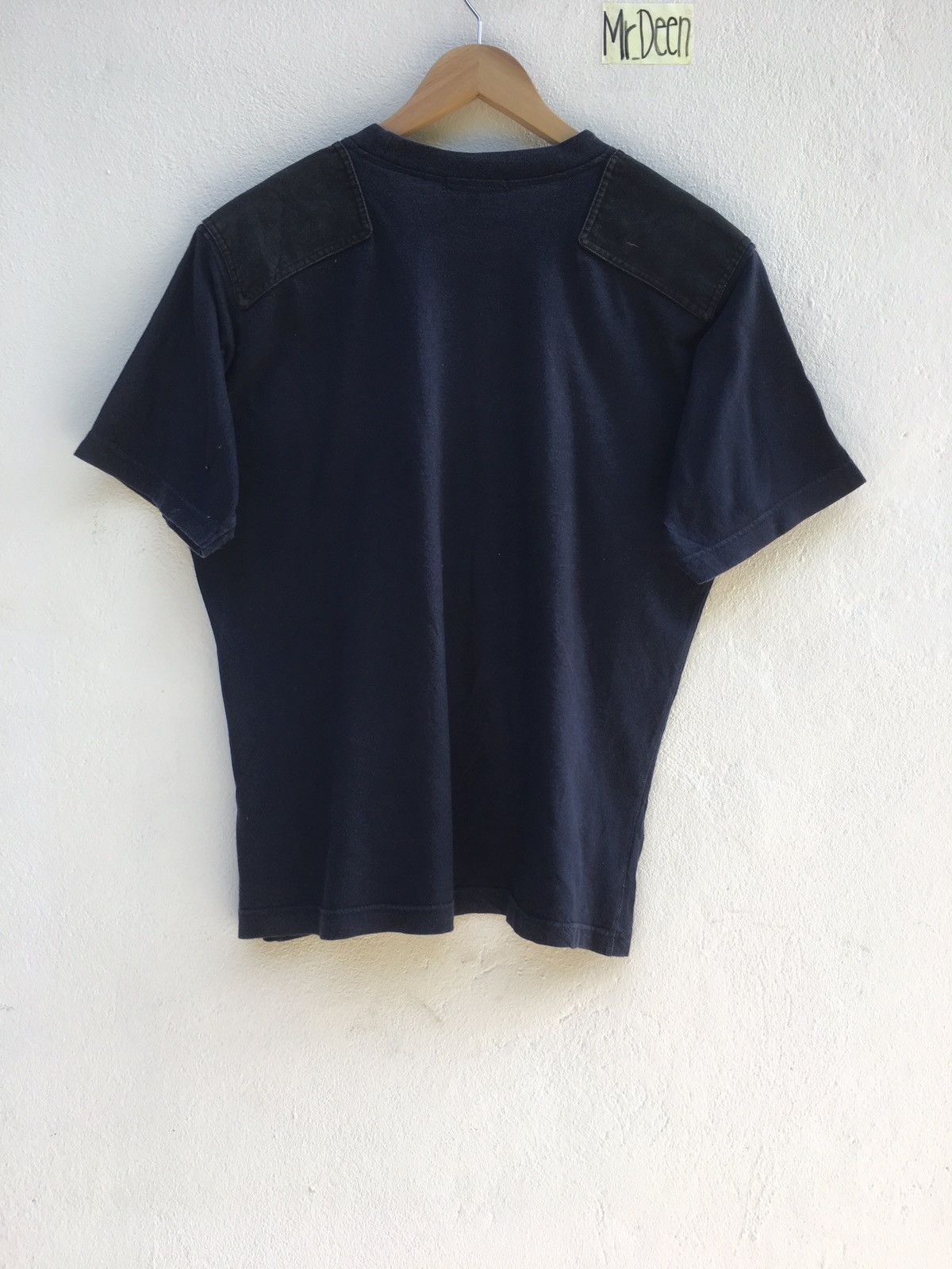 Burberry Vintage Burberry London T Shirt Size US M / EU 48-50 / 2 - 6 Thumbnail
