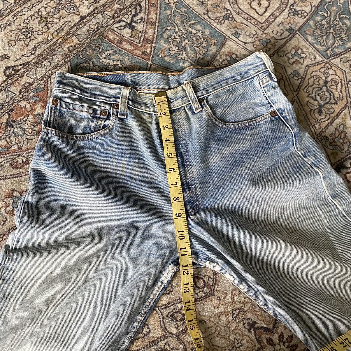 Levi's Vintage 90s Levis 501 Distressed Jeans Nice Faded Size US 31 - 23 Thumbnail