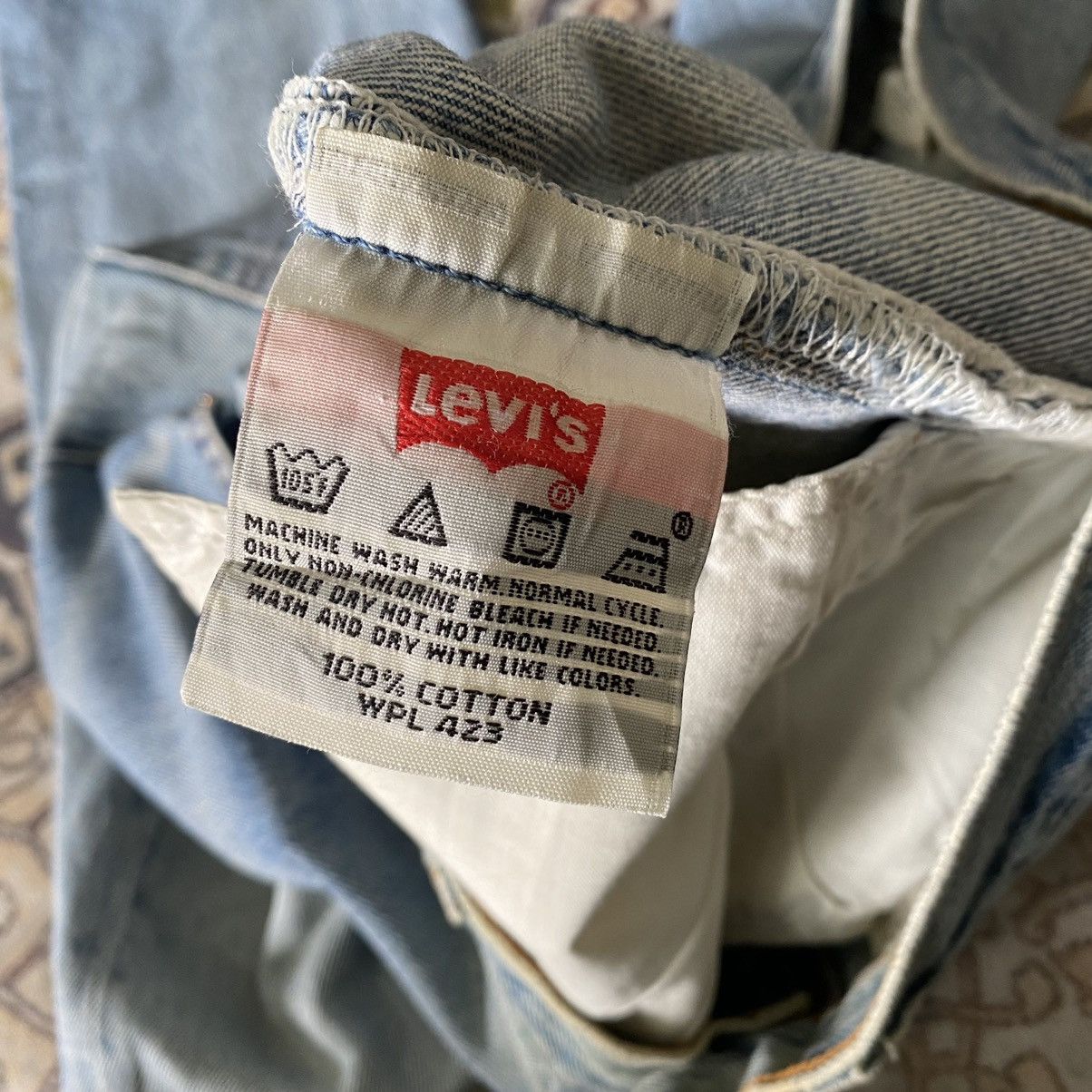 Levi's Vintage 90s Levis 501 Distressed Jeans Nice Faded Size US 31 - 14 Thumbnail