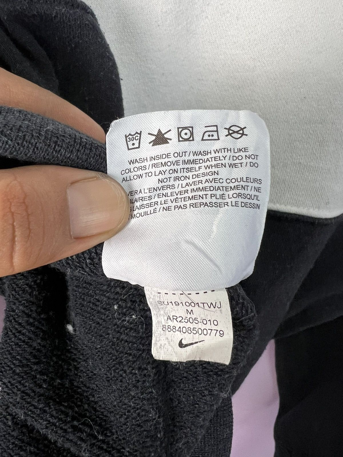 Nike 🔥Nike V Pattern Cropped Crewneck Sweatshirts Size US M / EU 48-50 / 2 - 14 Thumbnail