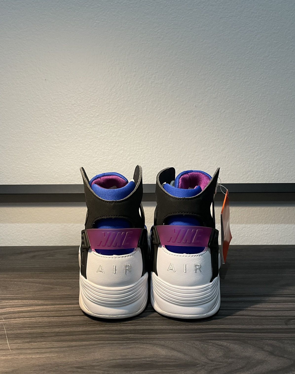 Nike NIKE 2014 OG Air Flight Huarache Size US 9 / EU 42 - 3 Thumbnail