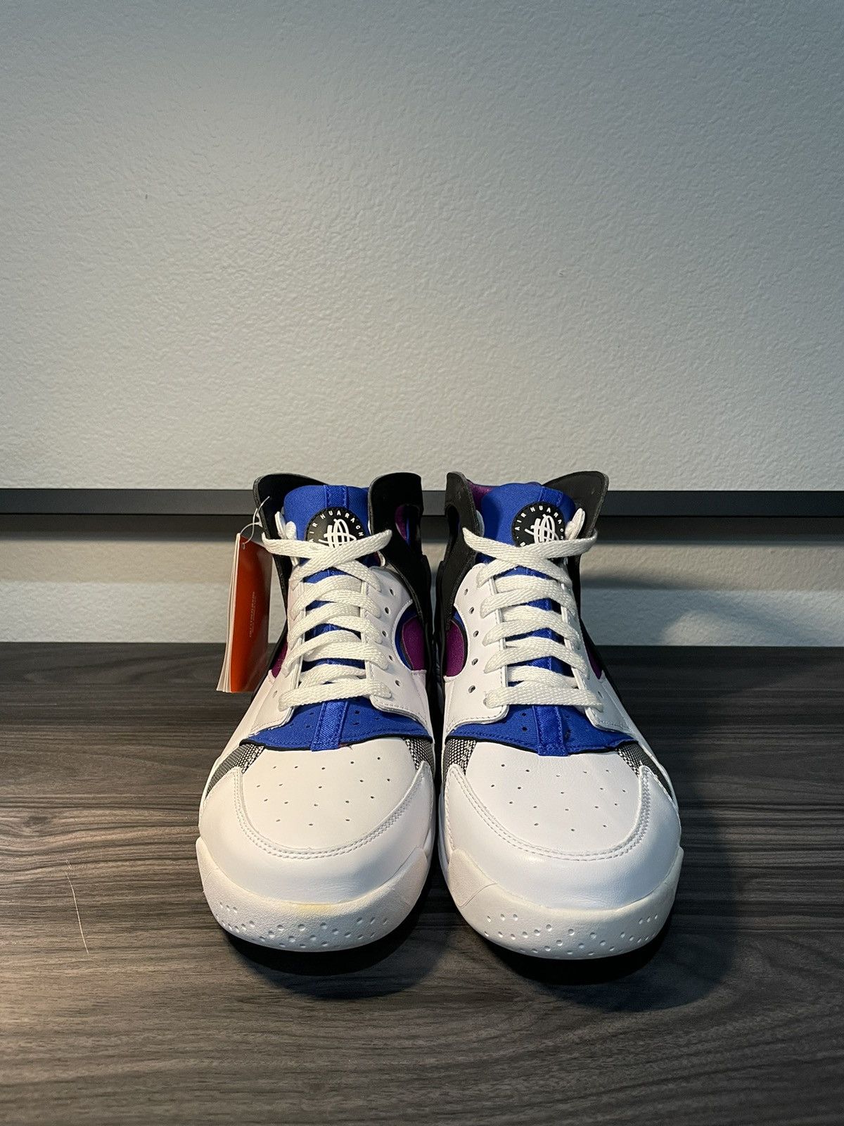 Nike NIKE 2014 OG Air Flight Huarache Size US 9 / EU 42 - 2 Thumbnail