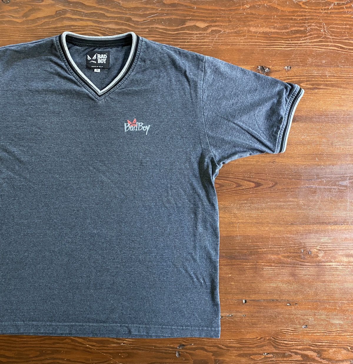 Vintage Vintage 90’s Bad Boy Gray V-Neck Ringer Tee Size US M / EU 48-50 / 2 - 1 Thumbnail