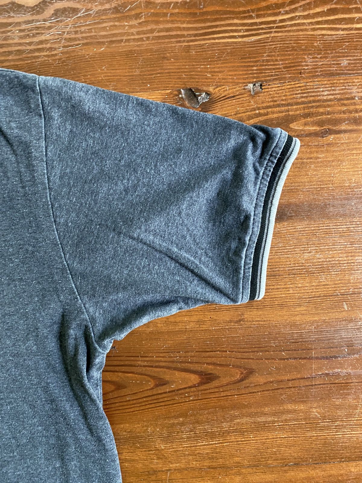 Vintage Vintage 90’s Bad Boy Gray V-Neck Ringer Tee Size US M / EU 48-50 / 2 - 4 Thumbnail
