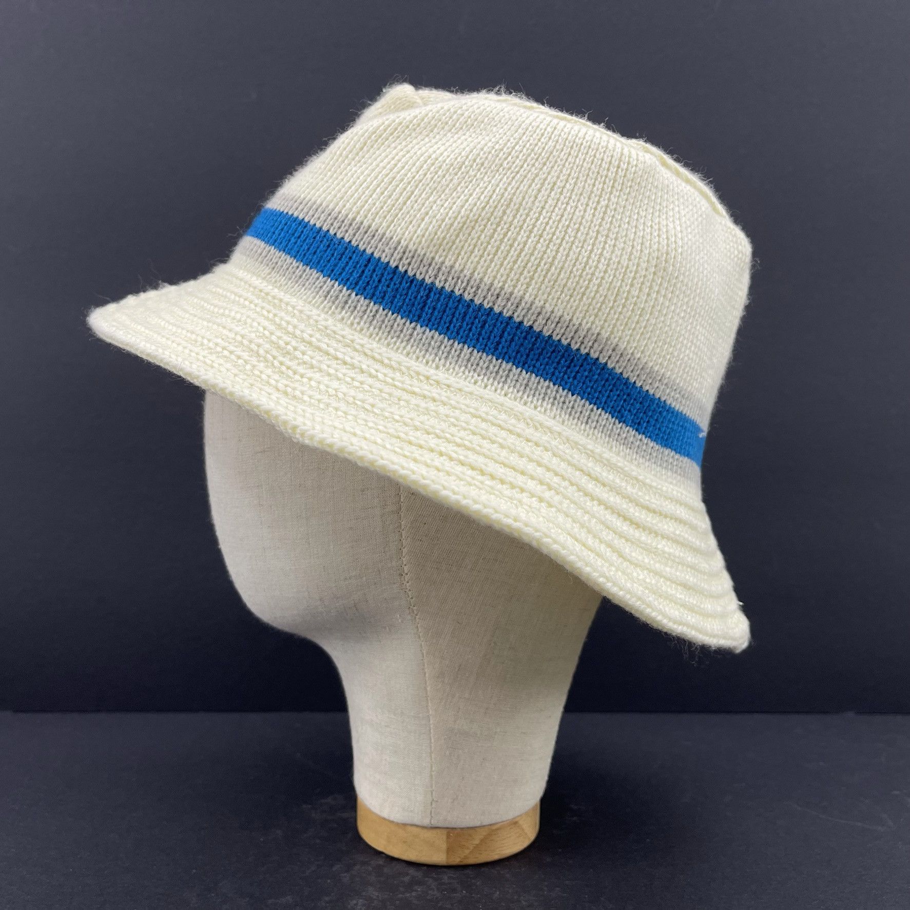 Other Unknown Knitted Bucket Hats-BH3185 Size ONE SIZE - 1 Thumbnail