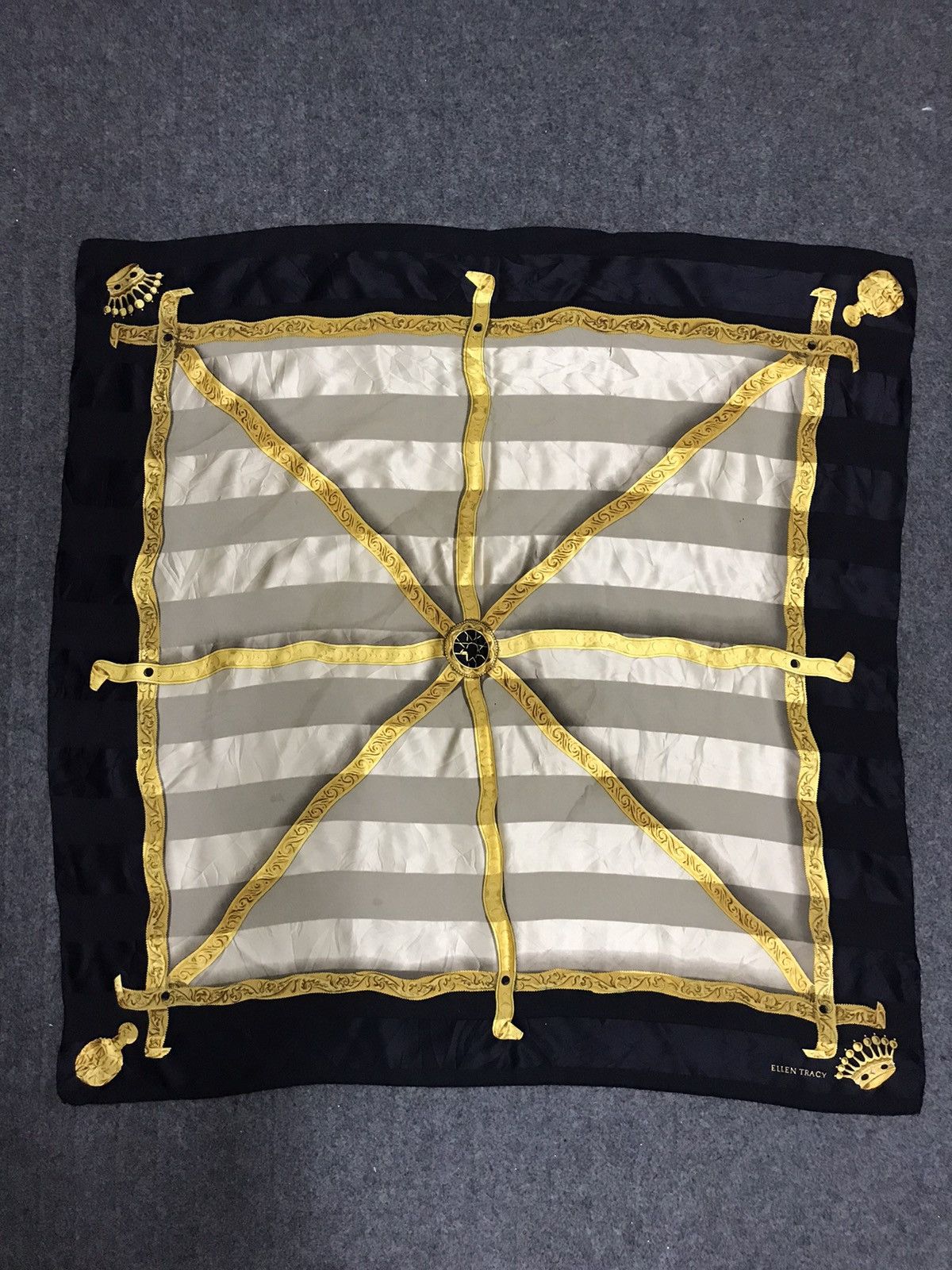 Other Vintage 90s Ellen Tracy Silk Scarf Baroque Nice Design Size ONE SIZE - 1 Thumbnail