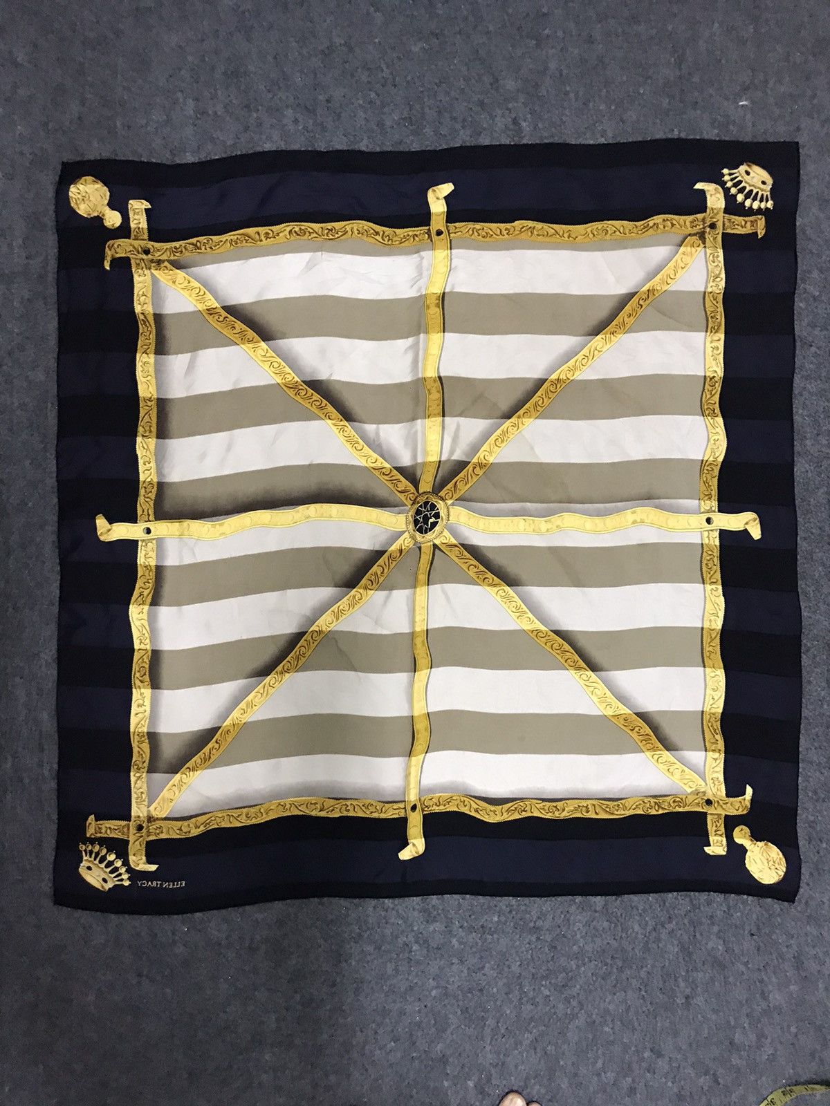 Other Vintage 90s Ellen Tracy Silk Scarf Baroque Nice Design Size ONE SIZE - 2 Thumbnail