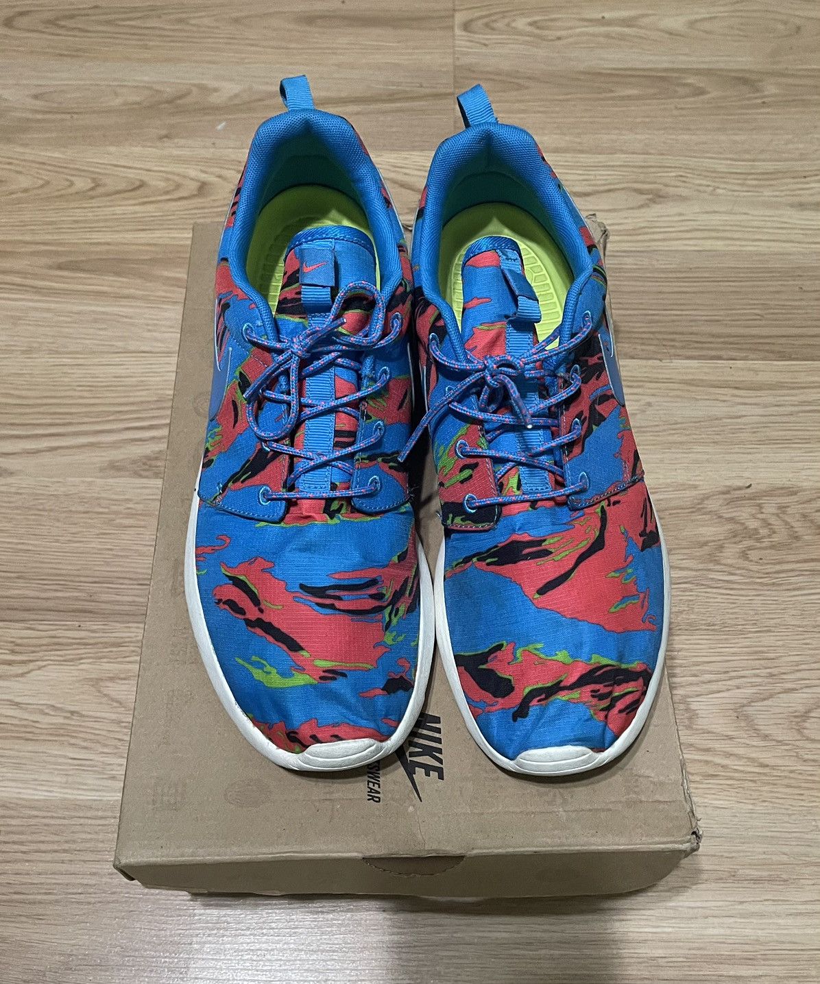 Nike roshe blue camo best sale