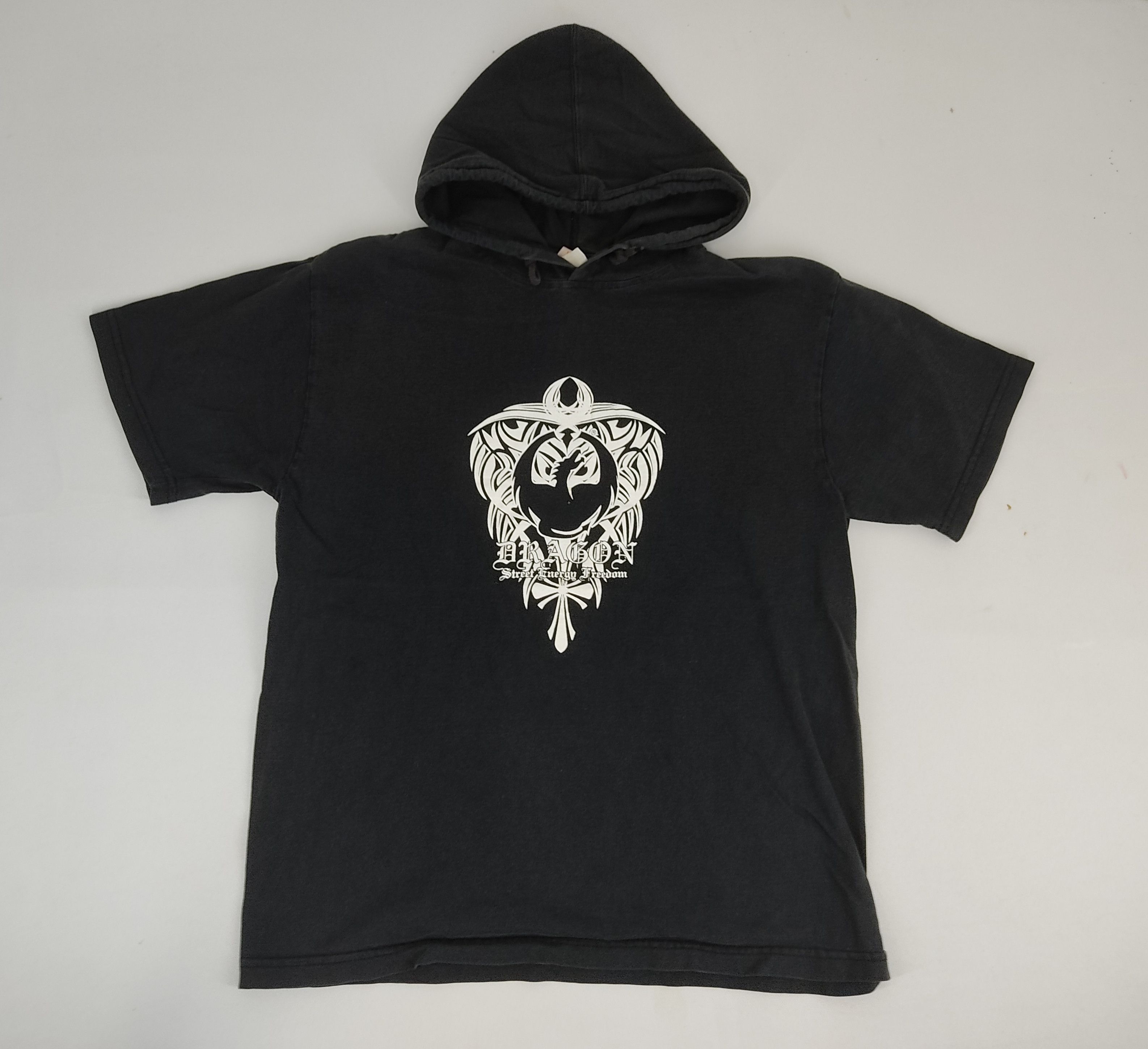 Japanese Brand Vintage Dragon Surf Wear Street Energy Freedom Skate Tee Size M / US 6-8 / IT 42-44 - 1 Thumbnail