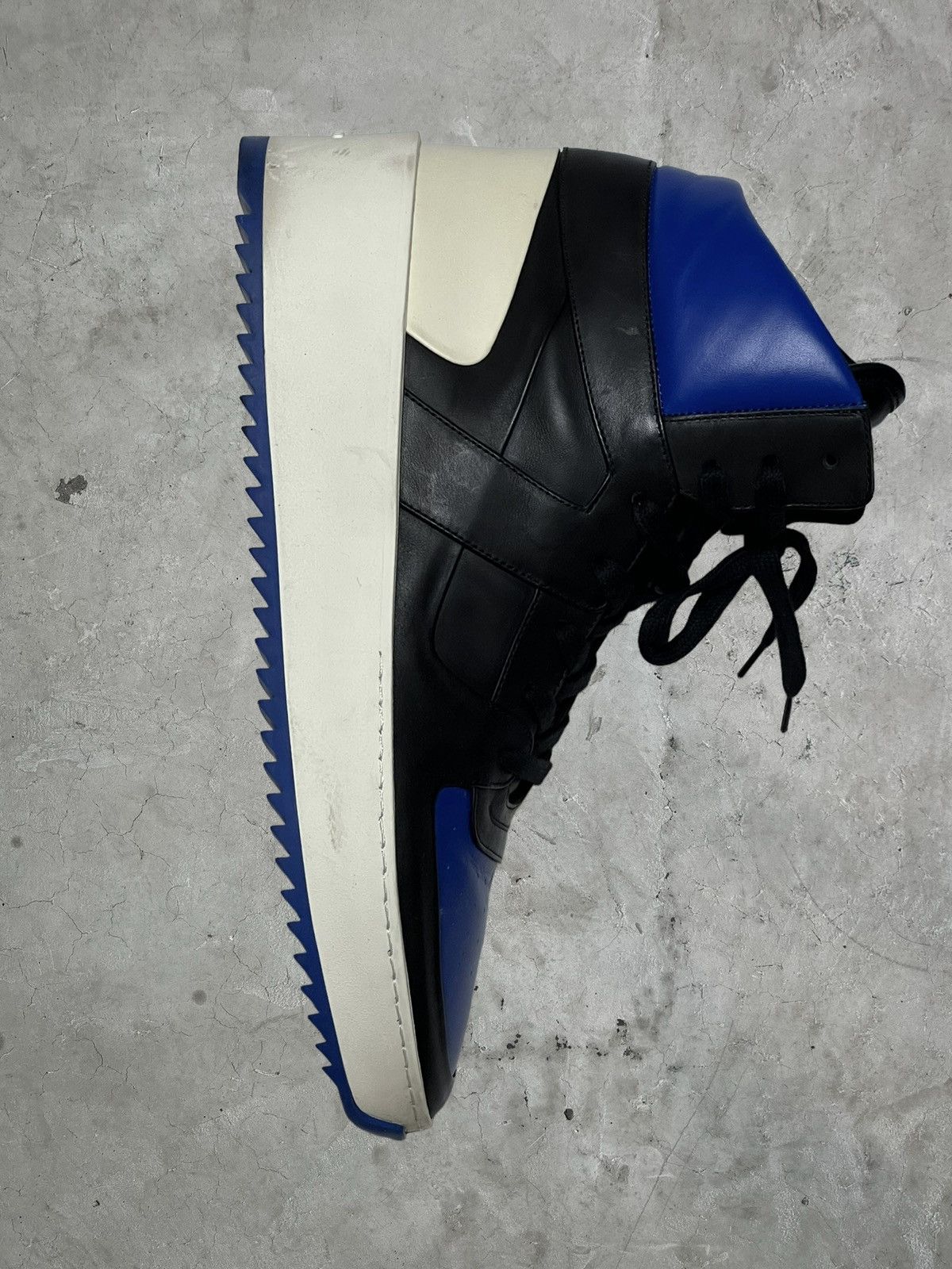 Fear of God Fear of God Leather Basketball Shoes Size US 10 / EU 43 - 6 Thumbnail