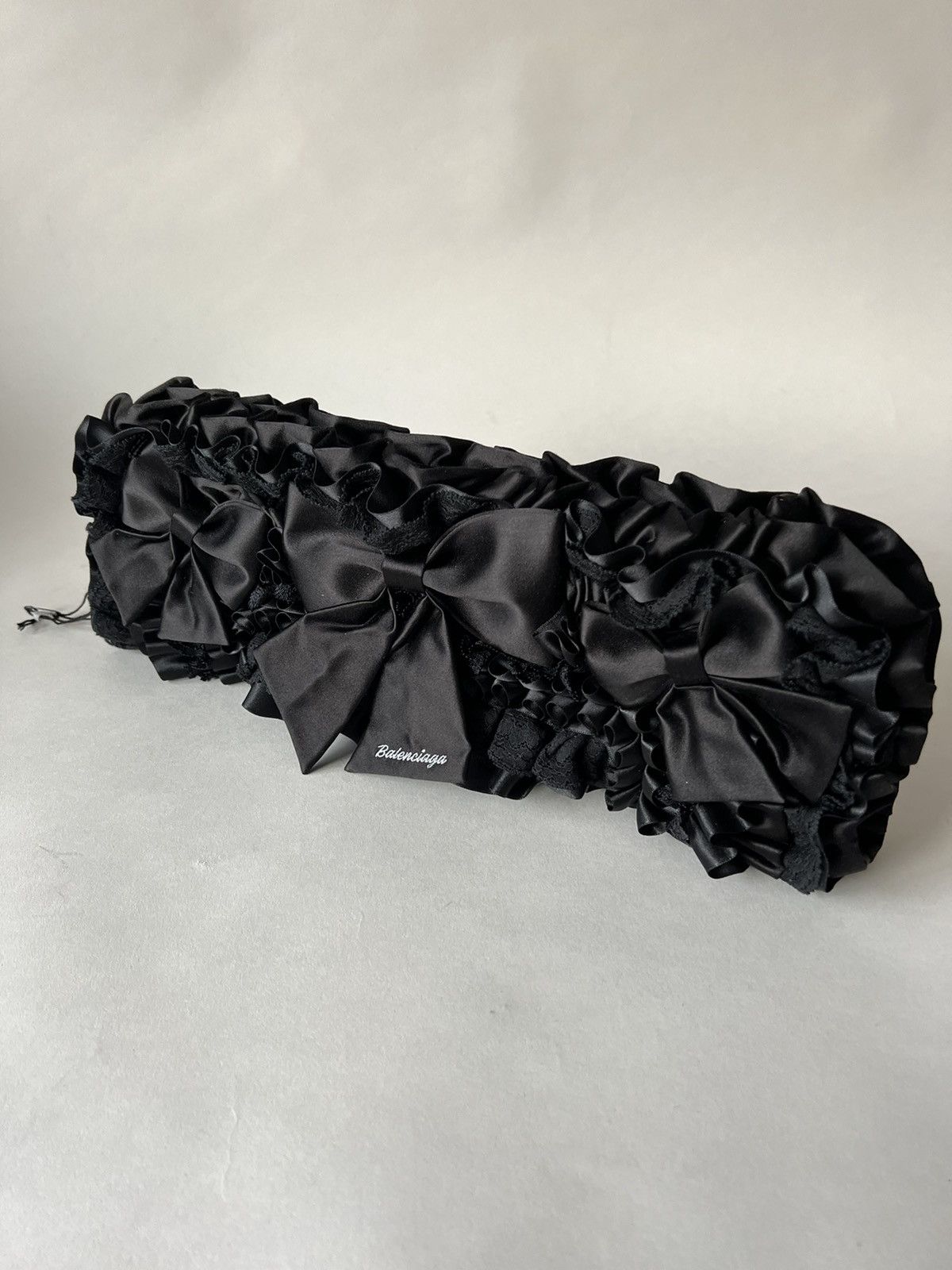 Balenciaga ❤️‍🔥RUNWAY❤️‍🔥Balenciaga Ruffled Satin Clutch Bag Size ONE SIZE - 2 Thumbnail