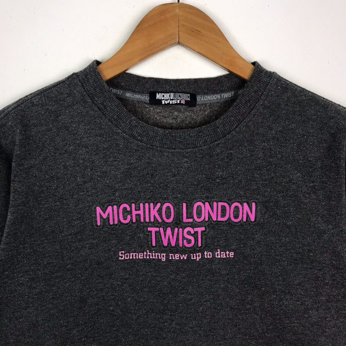 Vintage Vintage Michiko London Twist Sweatshirt Size US M / EU 48-50 / 2 - 2 Thumbnail