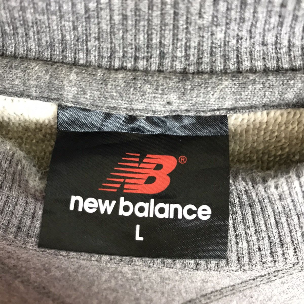 New Balance Vintage New Balance Essentials Reverse Weave Sweatshirt Size US L / EU 52-54 / 3 - 6 Thumbnail