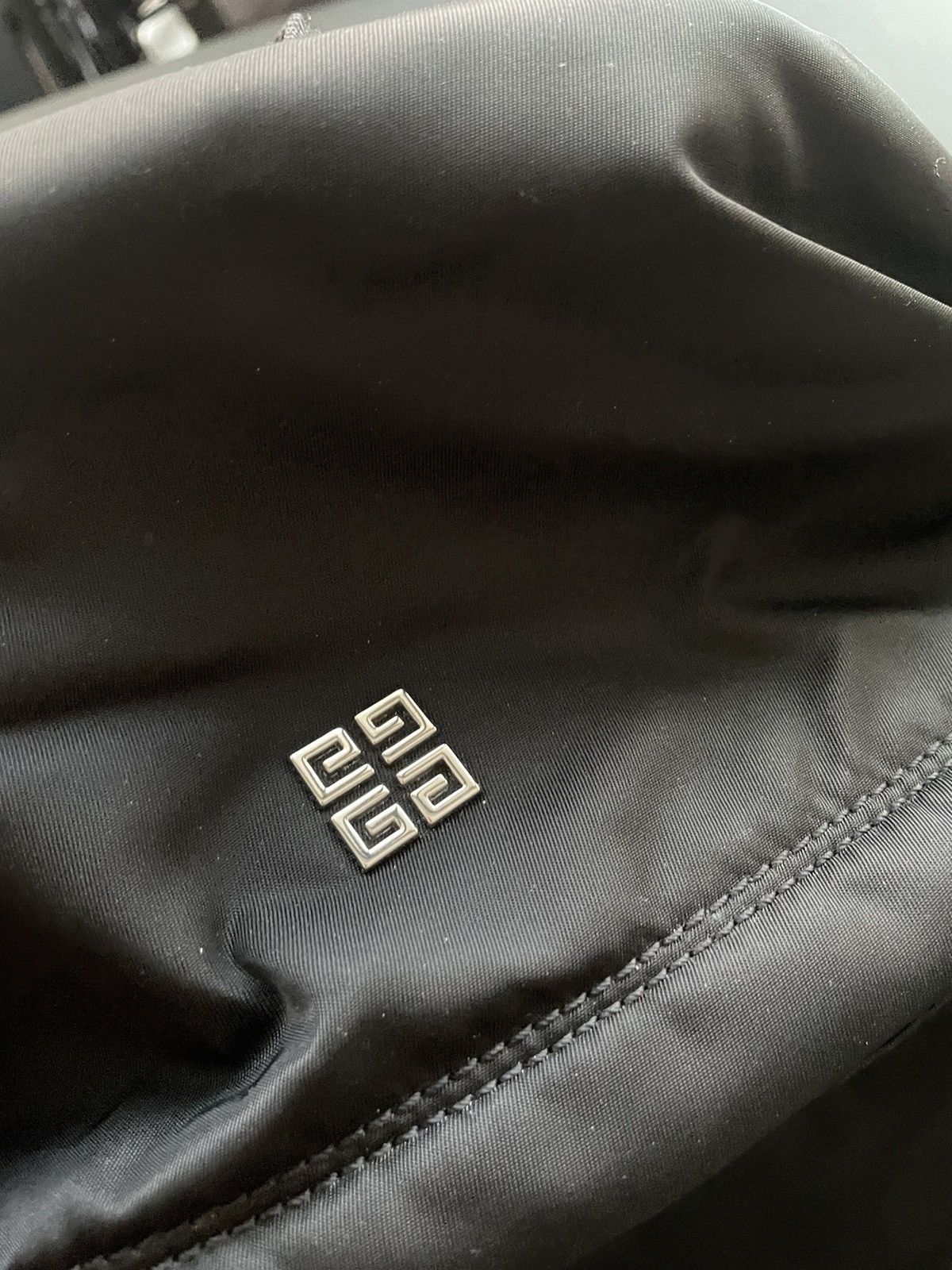 Givenchy Rare Limited Super Runway Classic Logo Everyday Backpack Size ONE SIZE - 7 Thumbnail