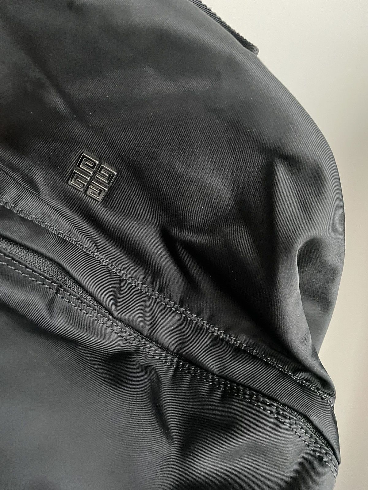 Givenchy Rare Limited Super Runway Classic Logo Everyday Backpack Size ONE SIZE - 17 Thumbnail