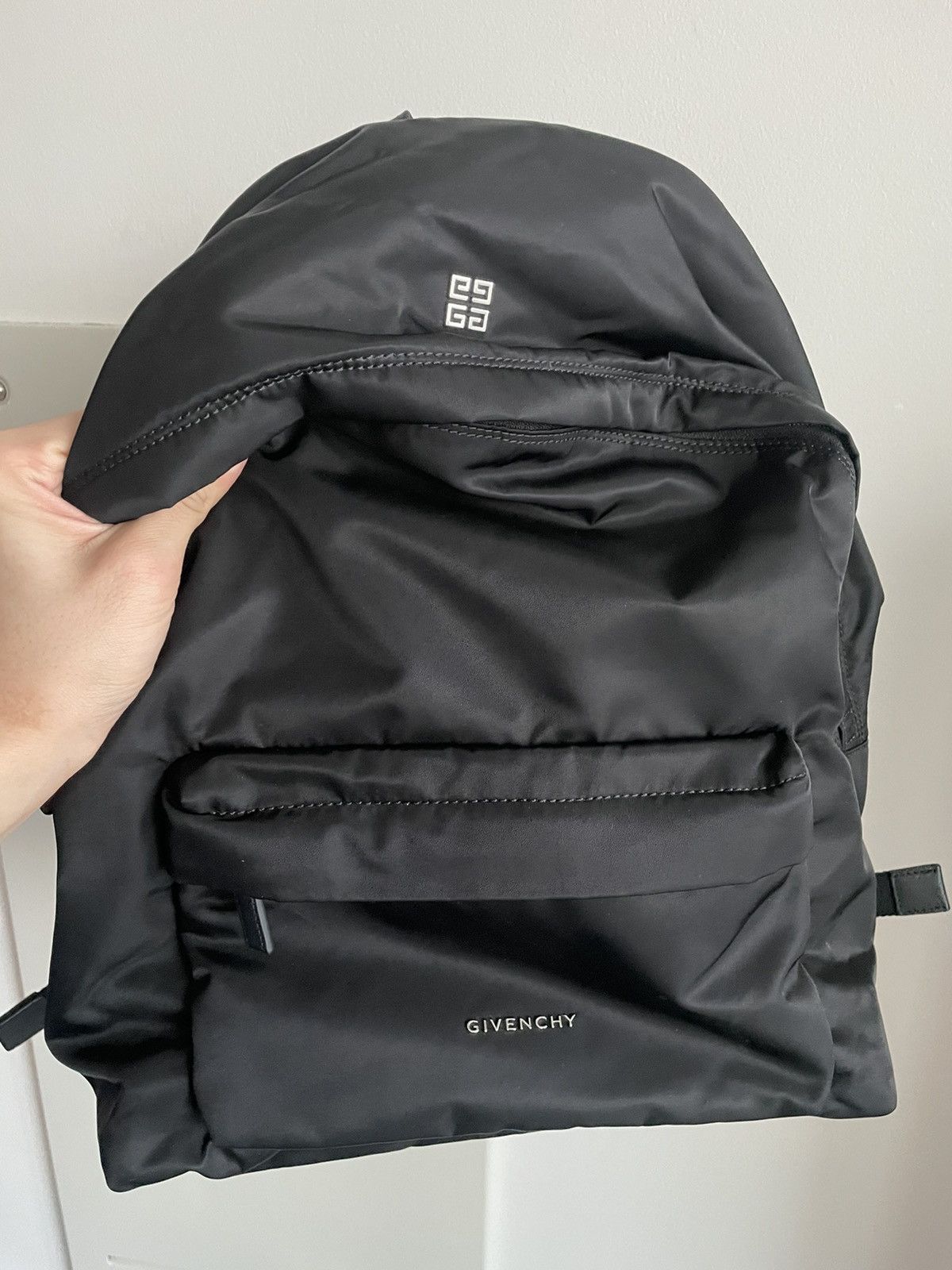 Givenchy Rare Limited Super Runway Classic Logo Everyday Backpack Size ONE SIZE - 20 Thumbnail