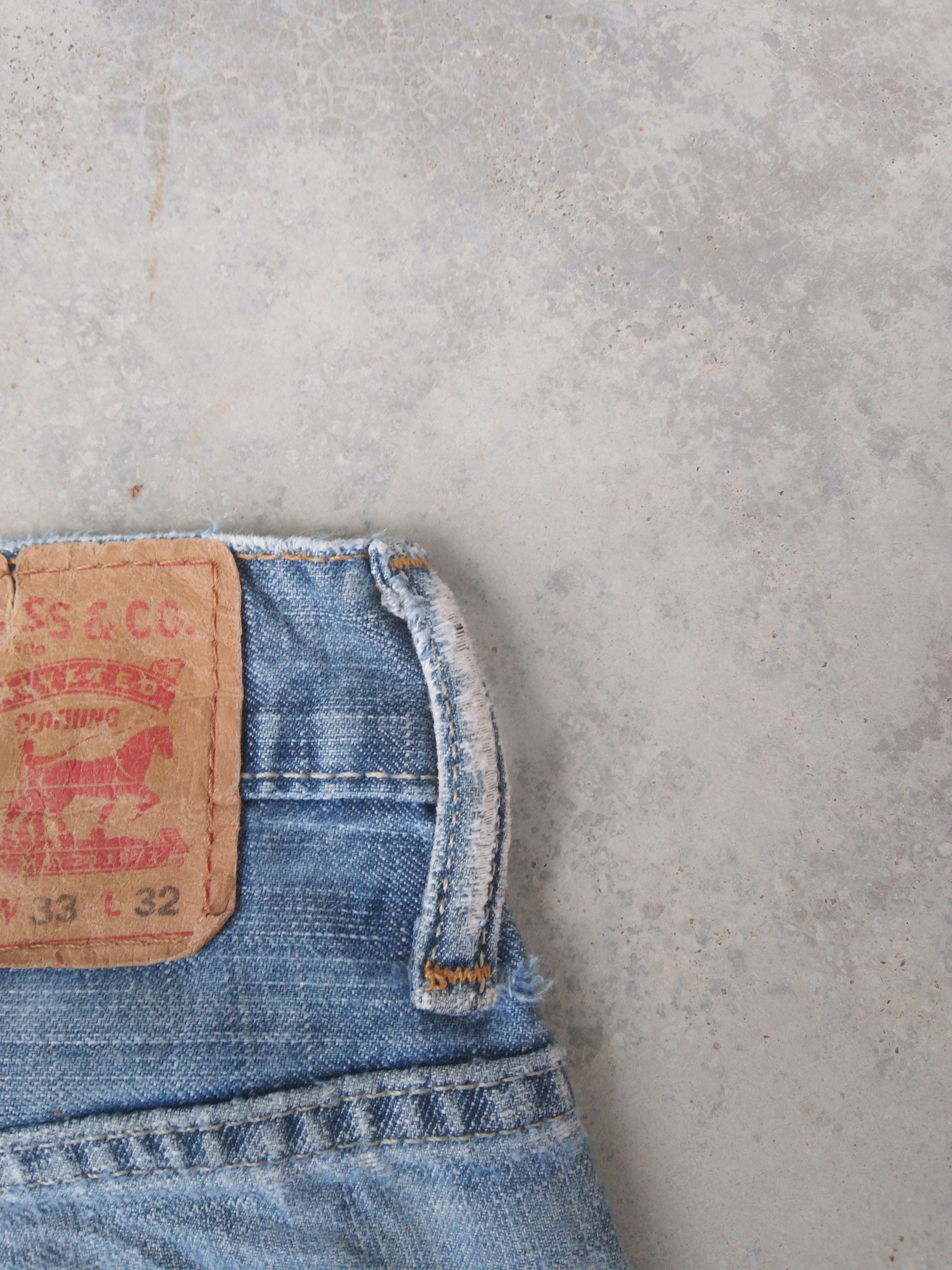 Levi's Vintage Levi's Jeans 569 Distressed Denim 34x30 Size US 34 / EU 50 - 9 Thumbnail