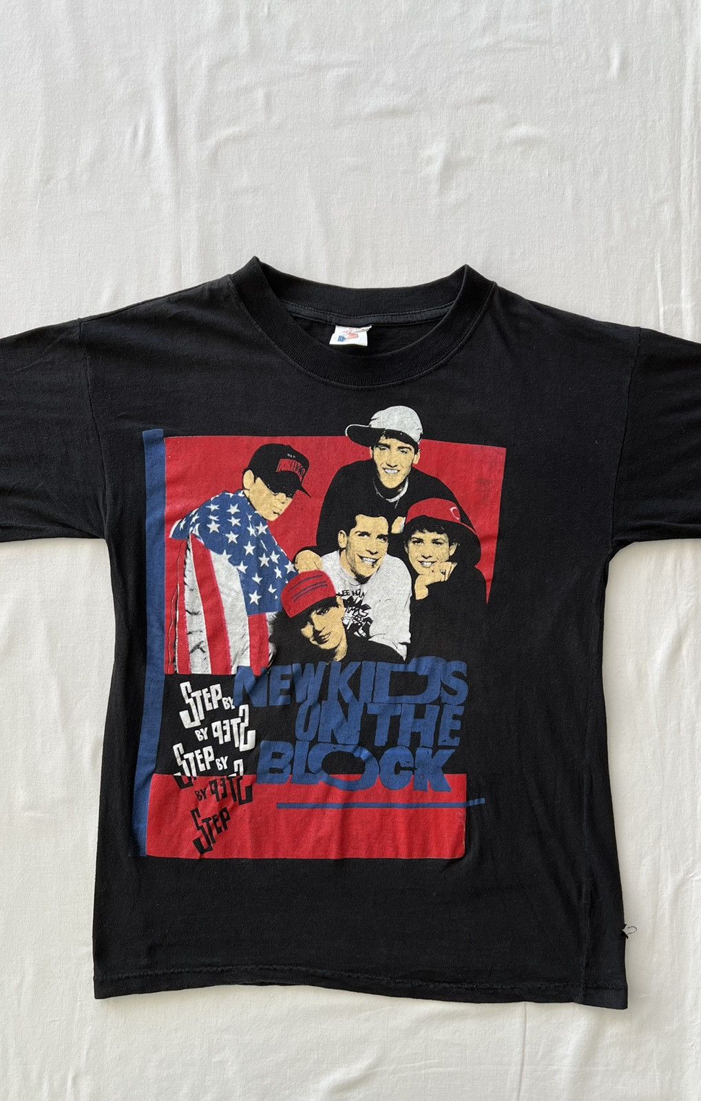 Band Tees Vintage 90s New Kids on the Block Step by Step Black Tee Size US M / EU 48-50 / 2 - 3 Thumbnail