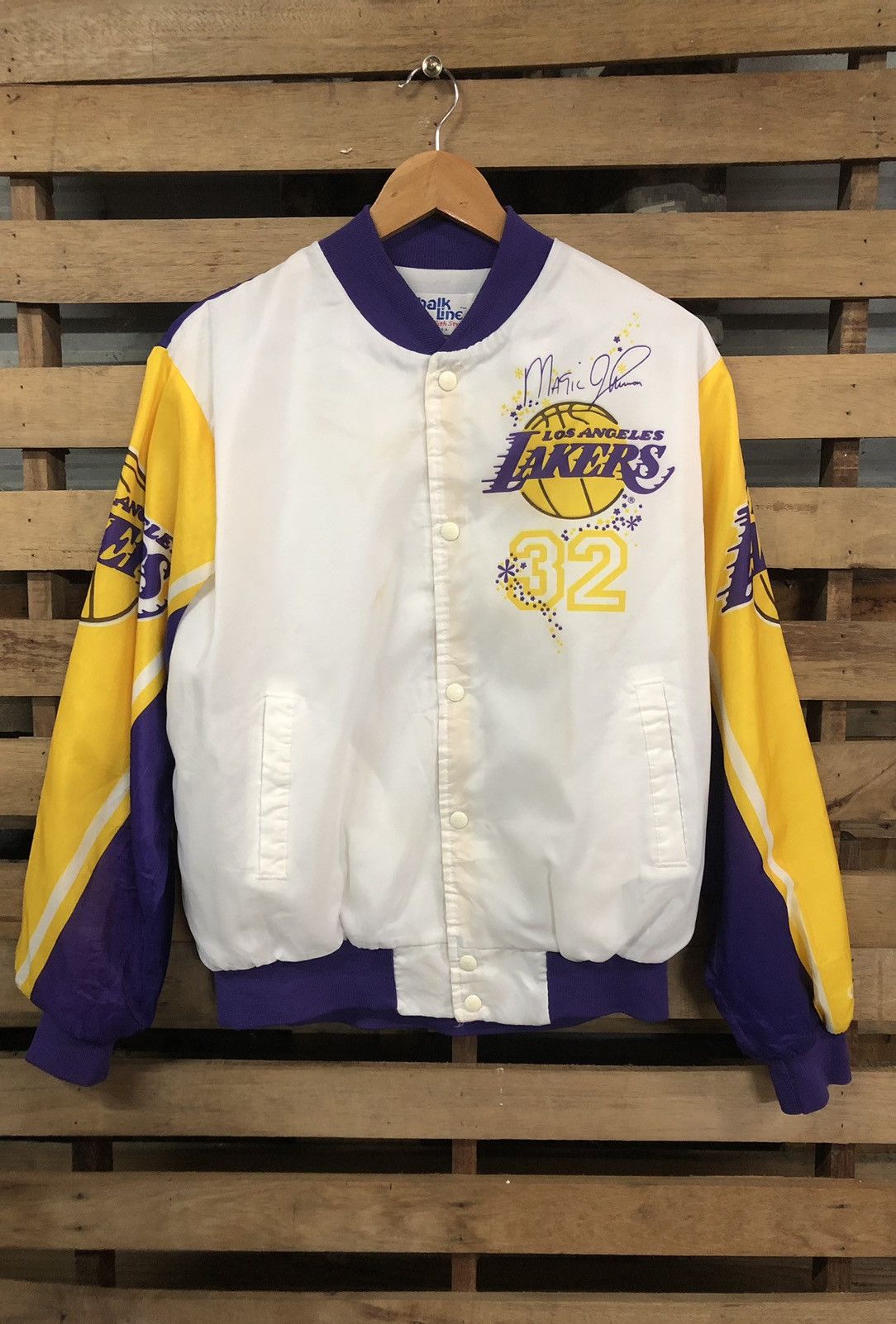 Chalk Line × NBA VINTAGE 90S MAGIC JOHNSON L.A LAKERS OVERPRINT VARSITY Size US L / EU 52-54 / 3 - 2 Thumbnail