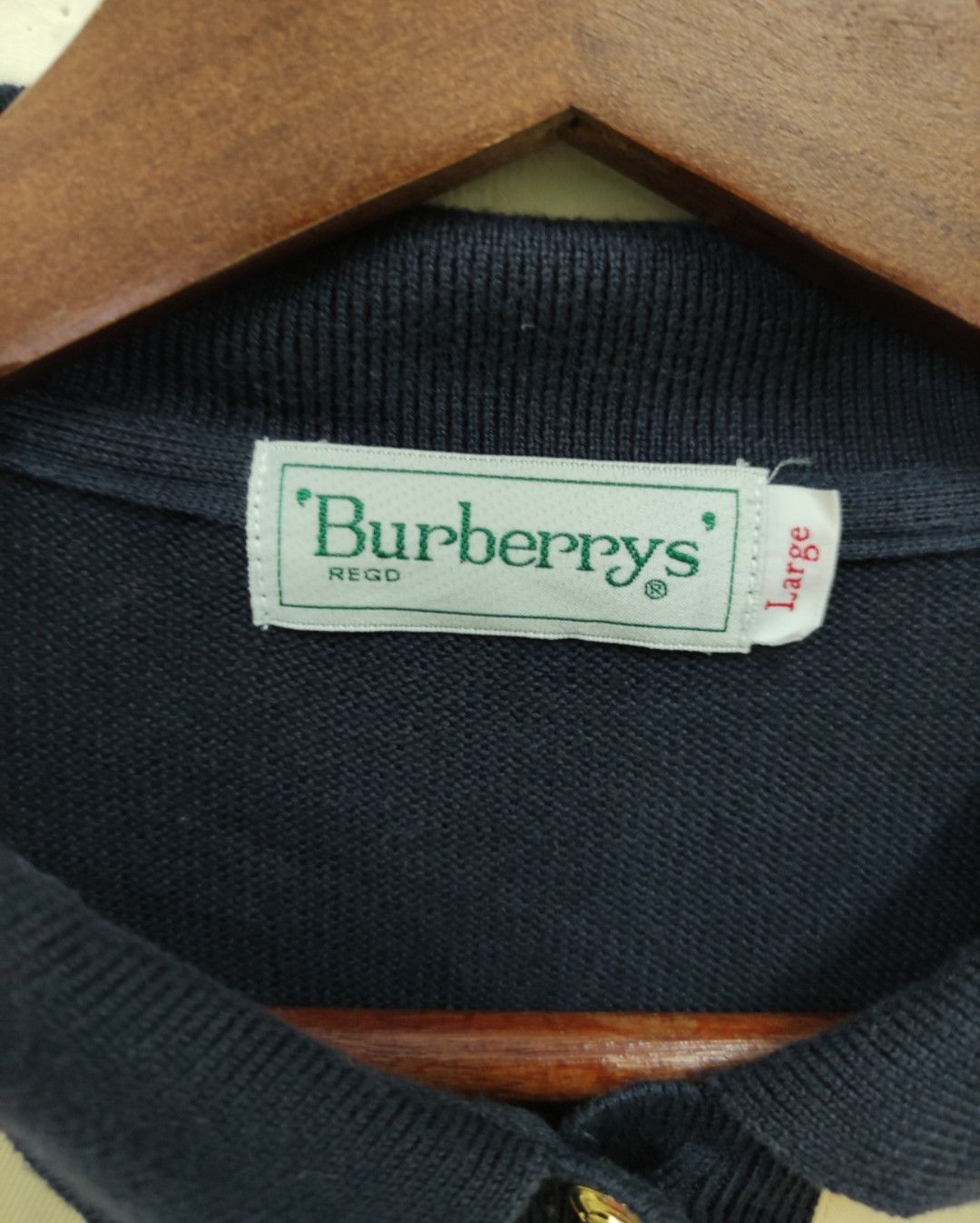 Burberry 🔥RARE🔥VINTAGE Burberry Nylon Button Ups Collared Size US L / EU 52-54 / 3 - 9 Thumbnail