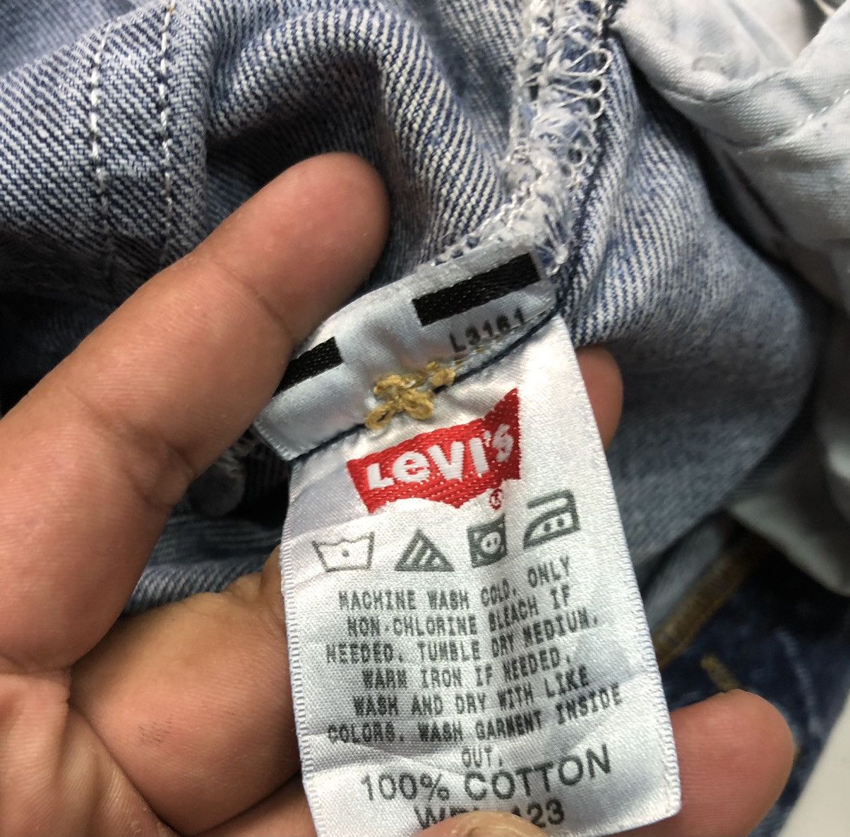 Levi's × Vintage VINTAGE 90s LEVIS 501 SKIRT BLUE WASH DISSTRESSED DENIM Size 29" - 10 Thumbnail