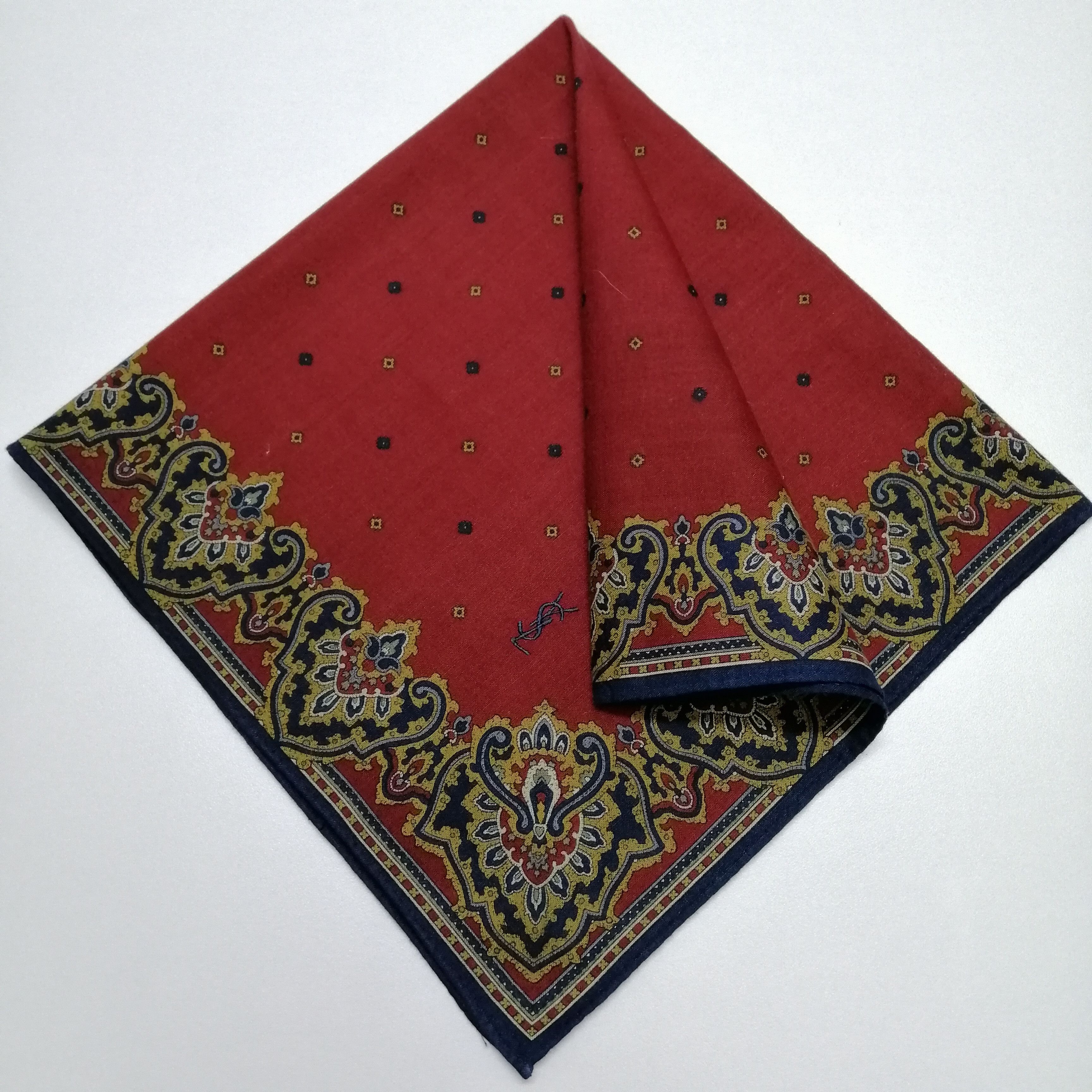 Vintage Vintage Yves Saint Laurent Handkerchief/Neckerchief-KD2198 Size ONE SIZE - 1 Thumbnail