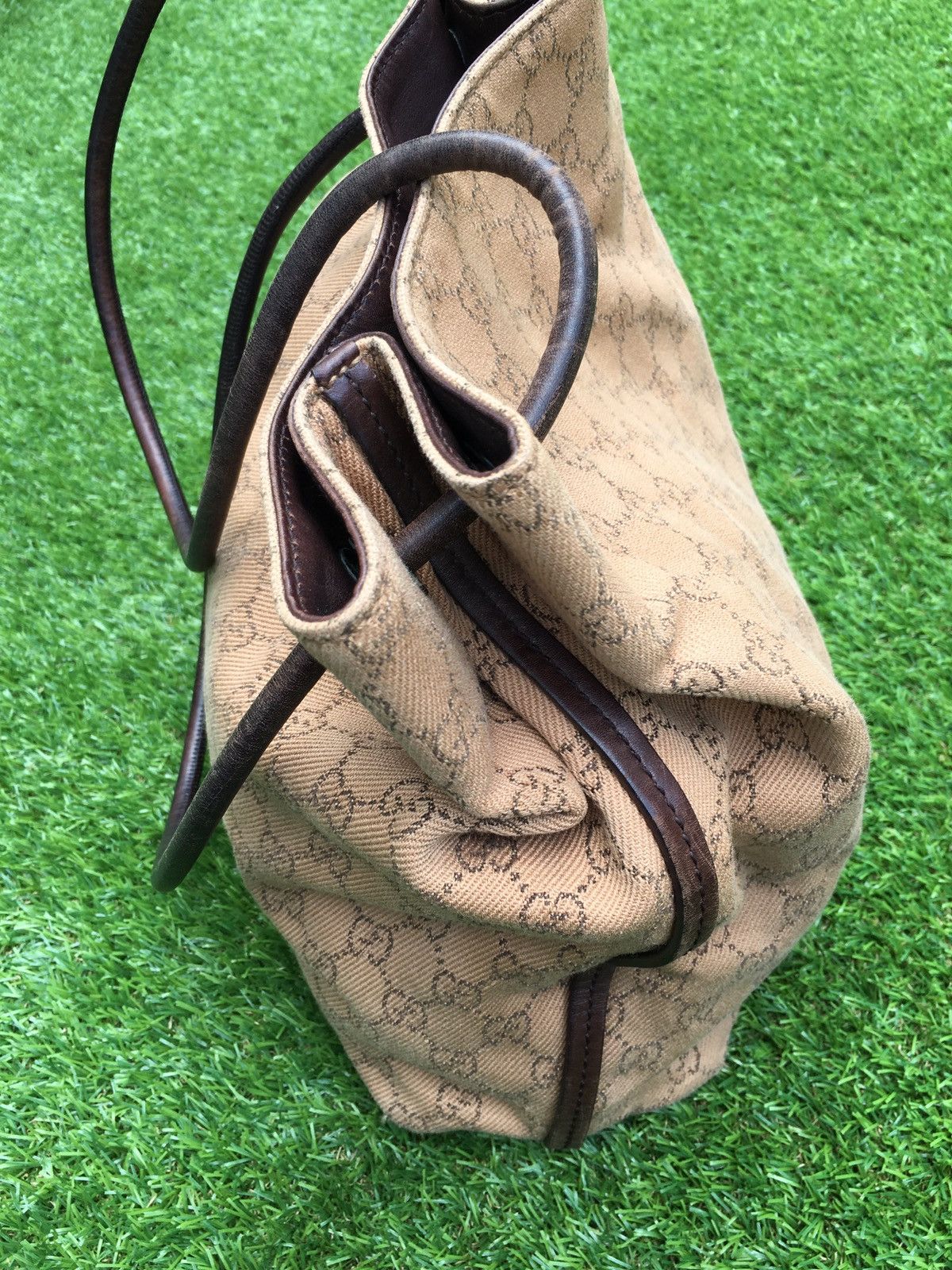 Gucci Vintage Gucci Signature GG Handbag Size ONE SIZE - 4 Thumbnail