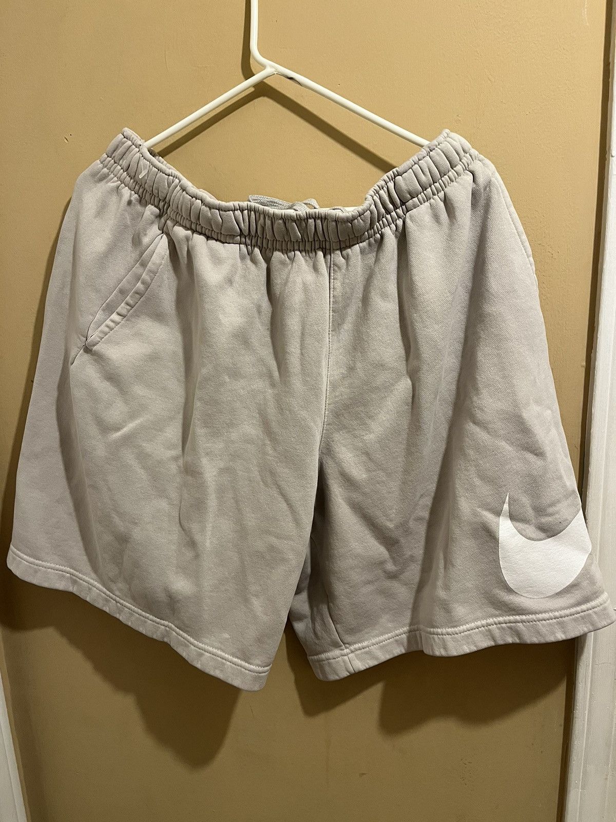 Nike Nike shorts Size US 34 / EU 50 - 1 Preview