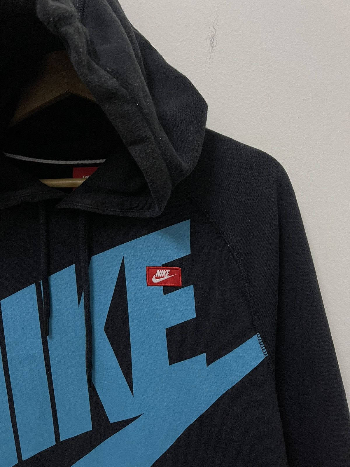 Nike × Vintage Vintage Y2K Nike Swoosh Big Logo Printed Hooded Sweatshirt Size US S / EU 44-46 / 1 - 3 Thumbnail