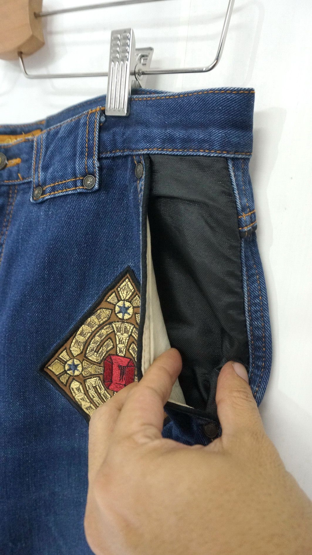 Vintage Vintage LANCEL PARIS PRET A PORTER High Waist Soft Denim Size US 33 - 10 Thumbnail