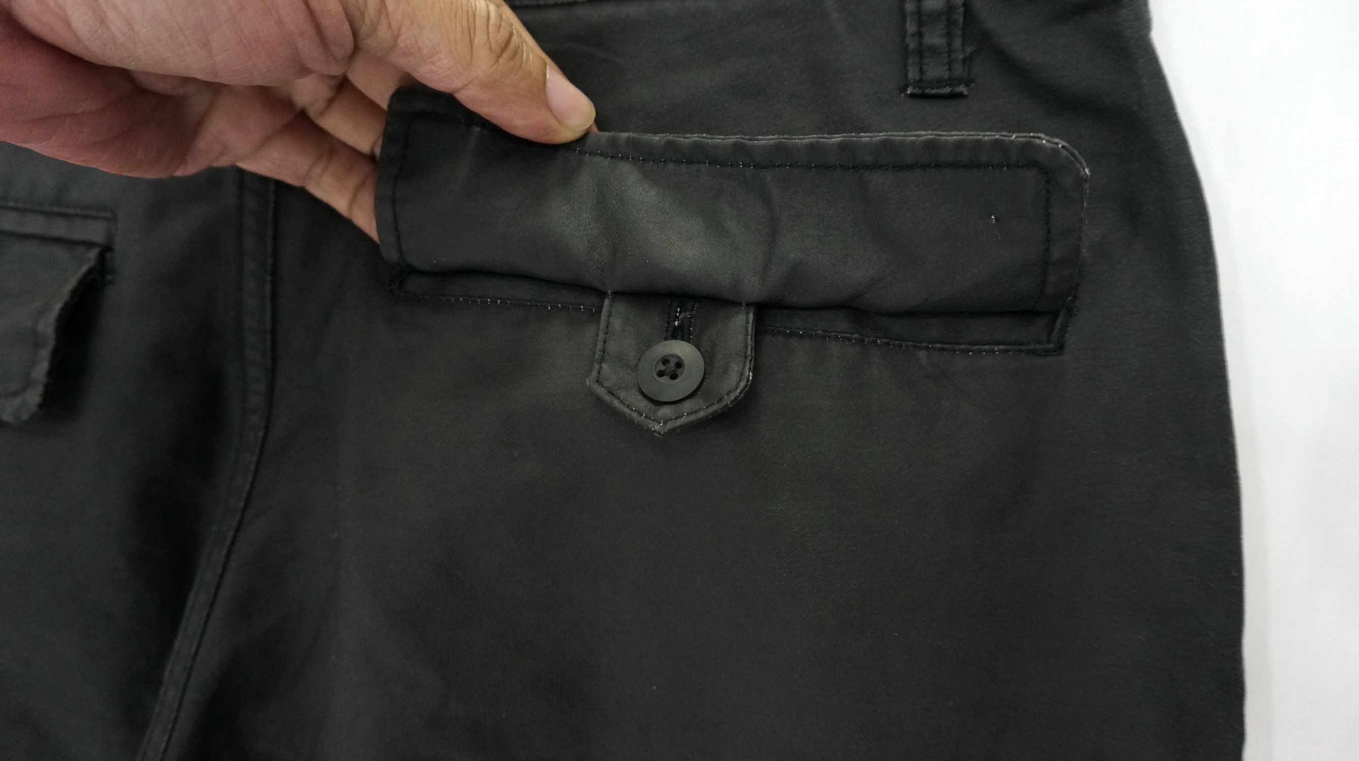 Japanese Brand Vintage OLEEG Japan Faded Waxed Worn Out Cargo Pants Size US 33 - 7 Thumbnail