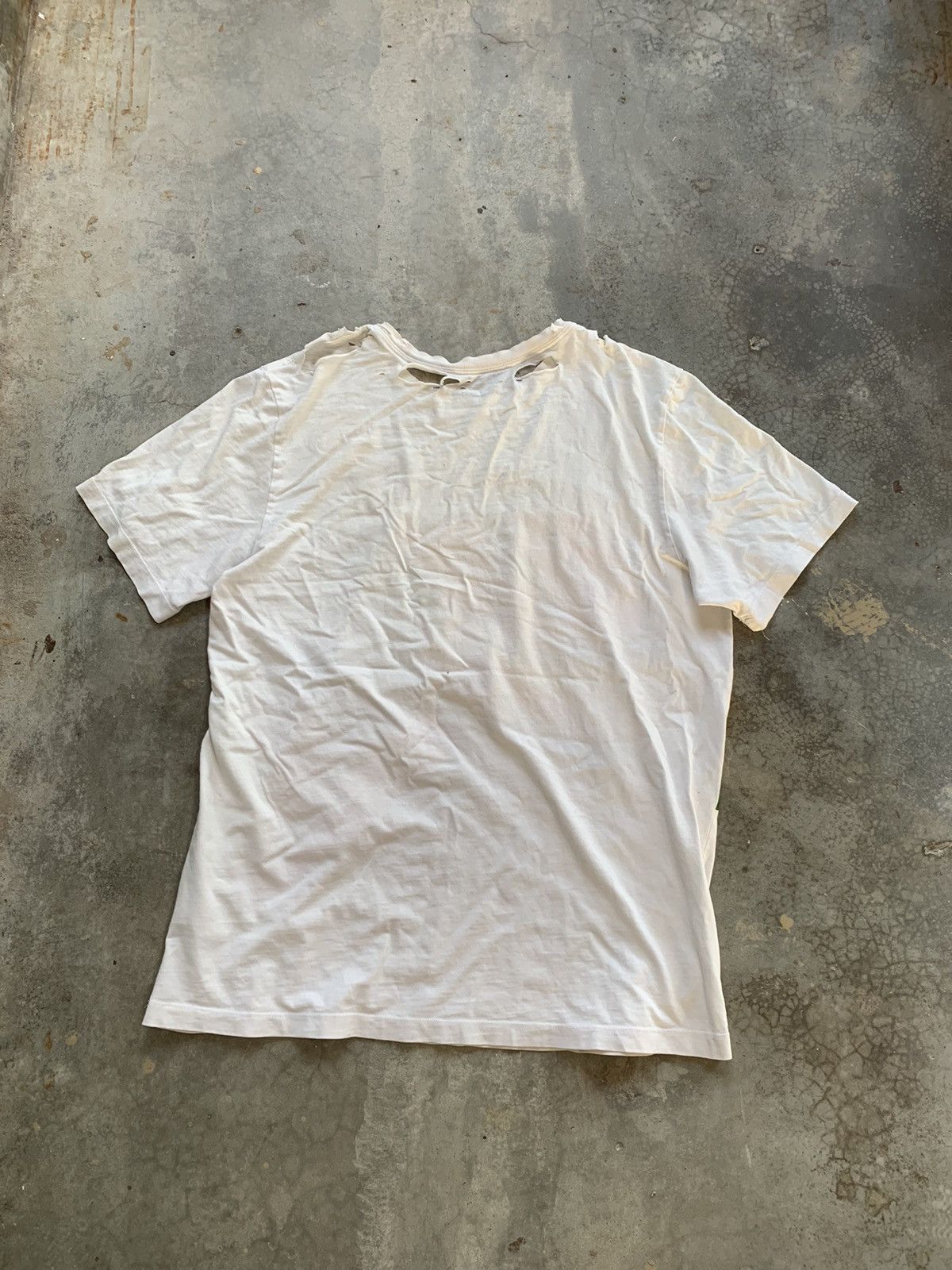 Vintage Thrashed DISTRESSED Nike Air Distressed Tshirt Size US L / EU 52-54 / 3 - 4 Thumbnail