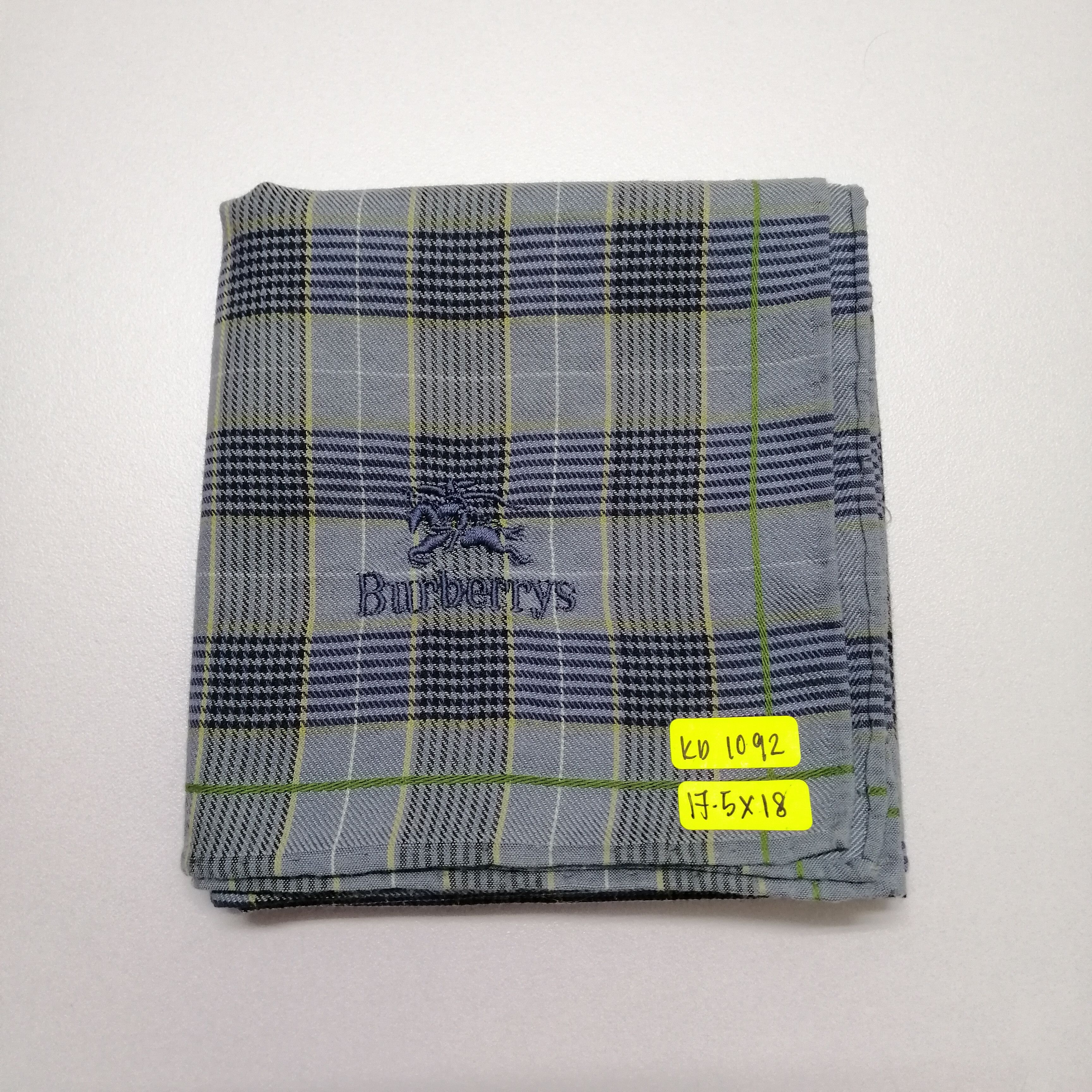 Burberry × Vintage Vintage Burberry Handkerchief/Neckerchief/Bandana-KD1092 Size ONE SIZE - 4 Thumbnail