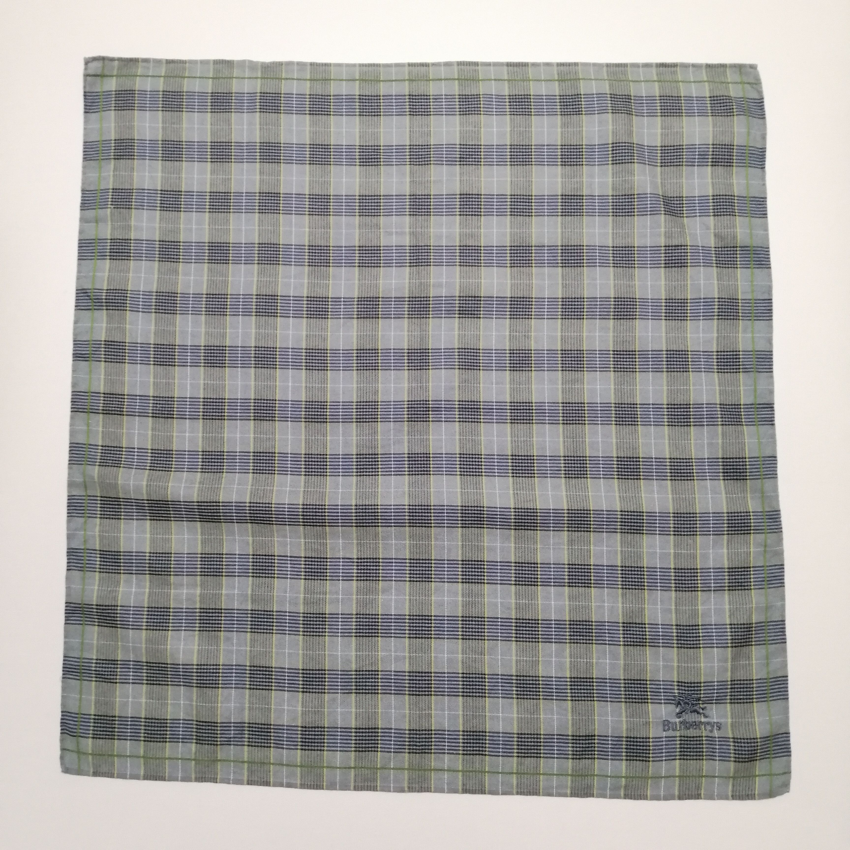 Burberry × Vintage Vintage Burberry Handkerchief/Neckerchief/Bandana-KD1092 Size ONE SIZE - 2 Thumbnail