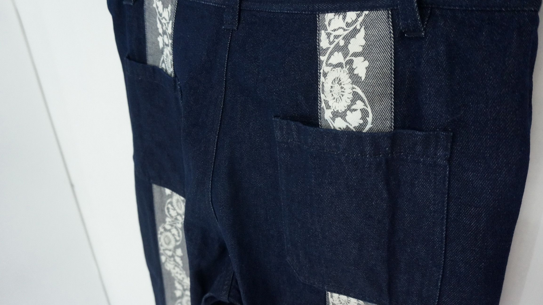 Japanese Brand 🔥Rare Japanese Brand GEMSTONES Art Patch Raw Denim Size US 33 - 8 Thumbnail