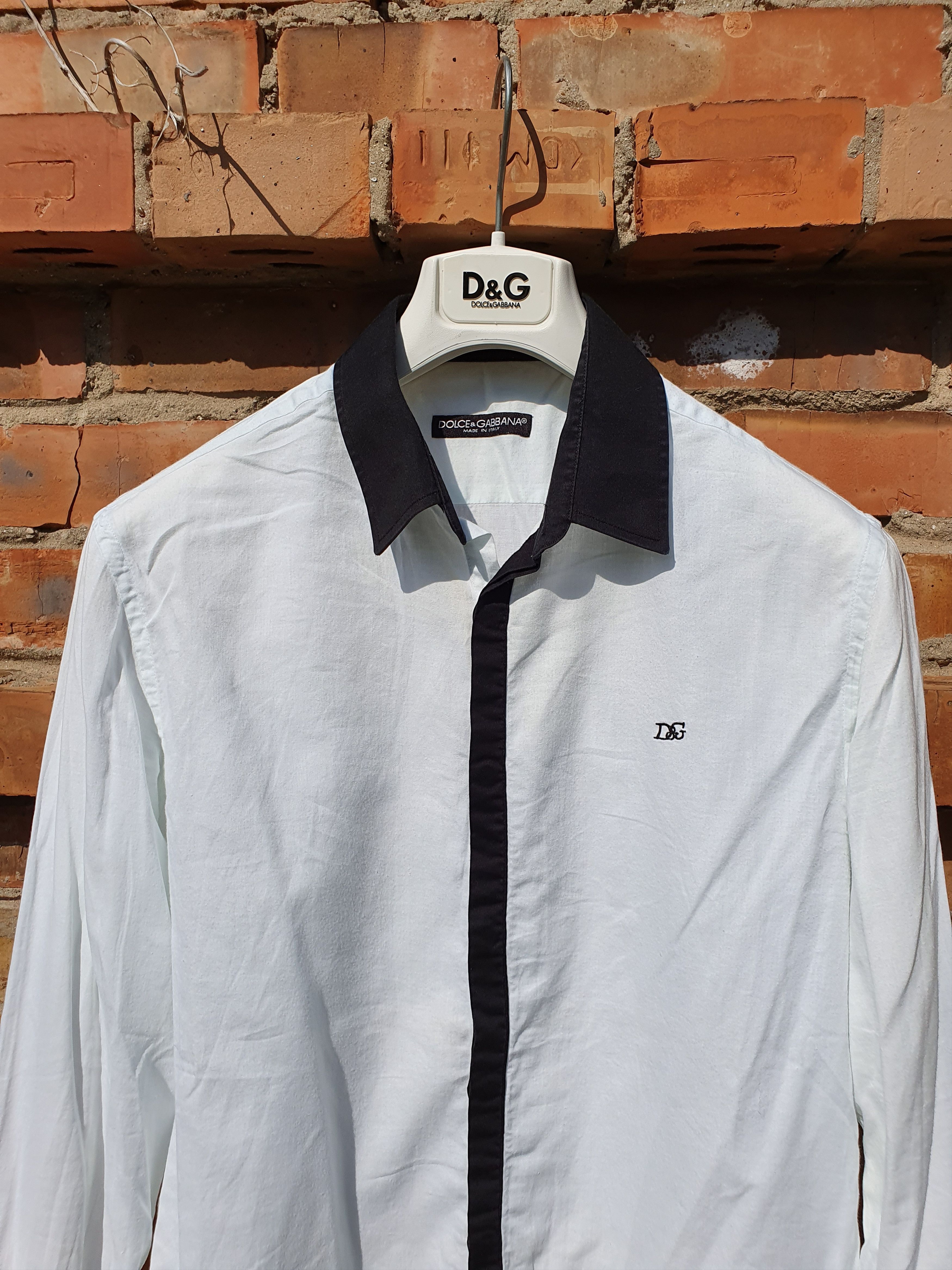 Dolce & Gabbana Dolce & Gabbana Button Shirt White Embroiled Logo Size US M / EU 48-50 / 2 - 1 Thumbnail